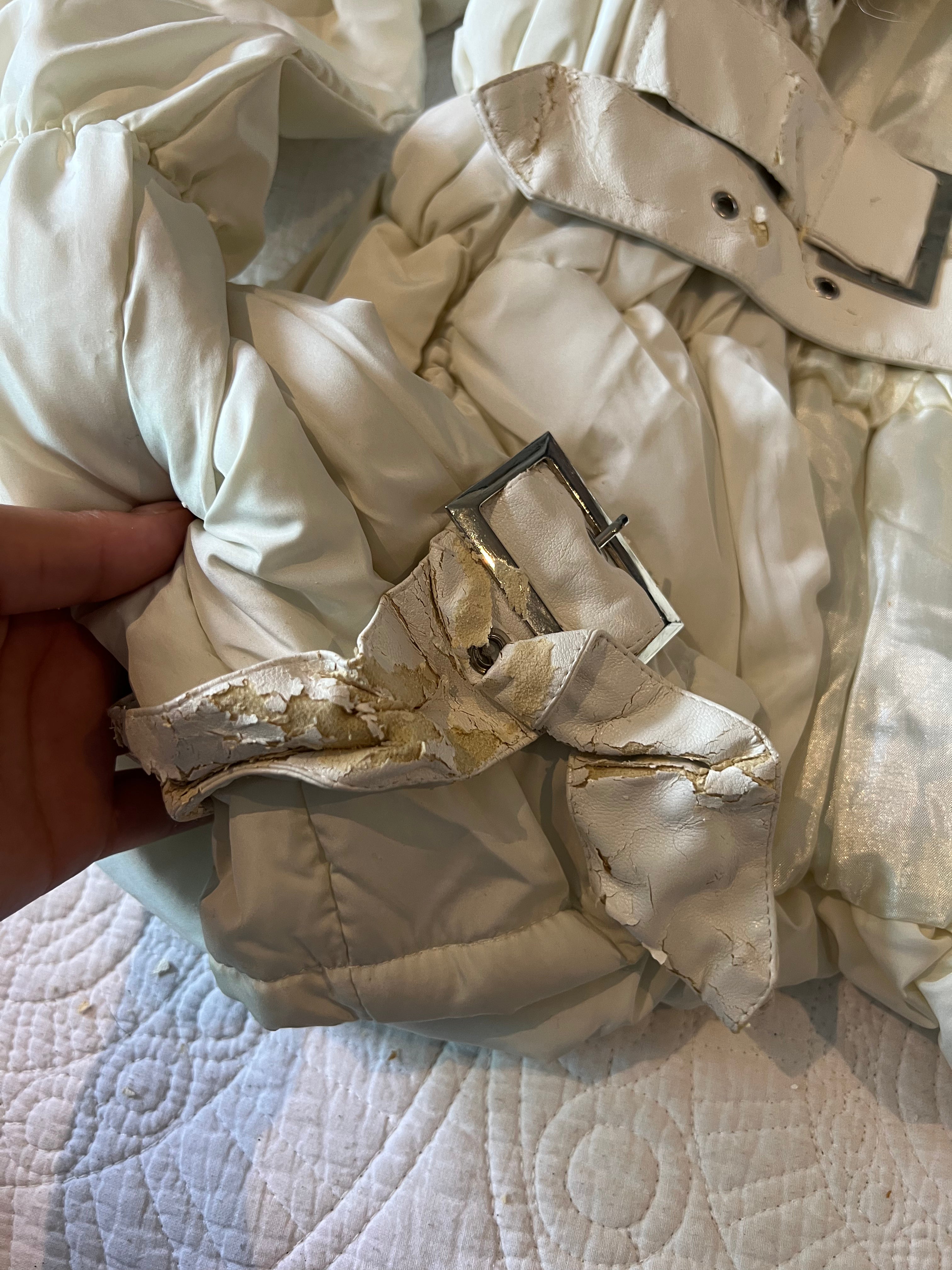 Cream coat with detachable faux fur