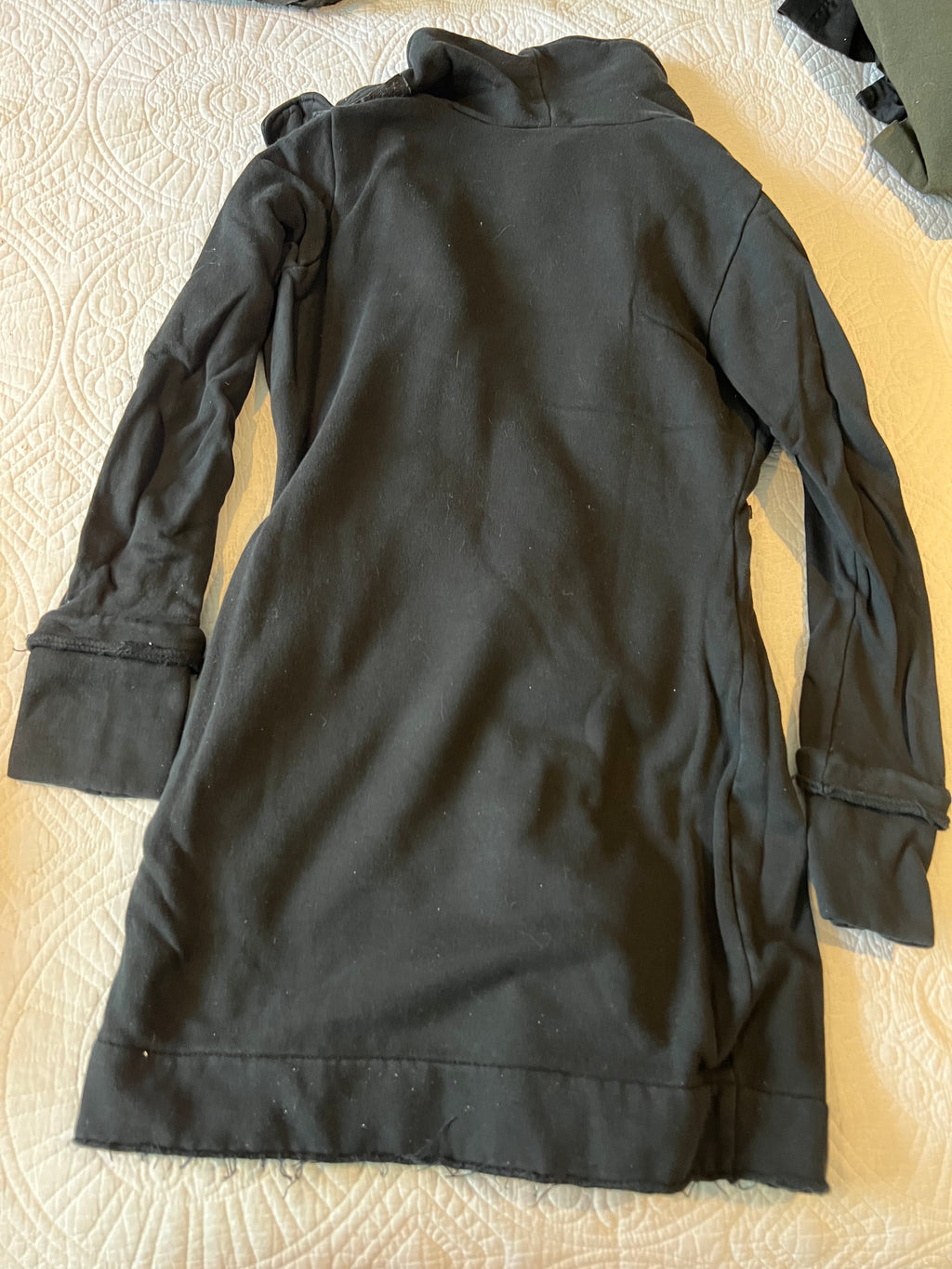 Bench Long black zip up jumper