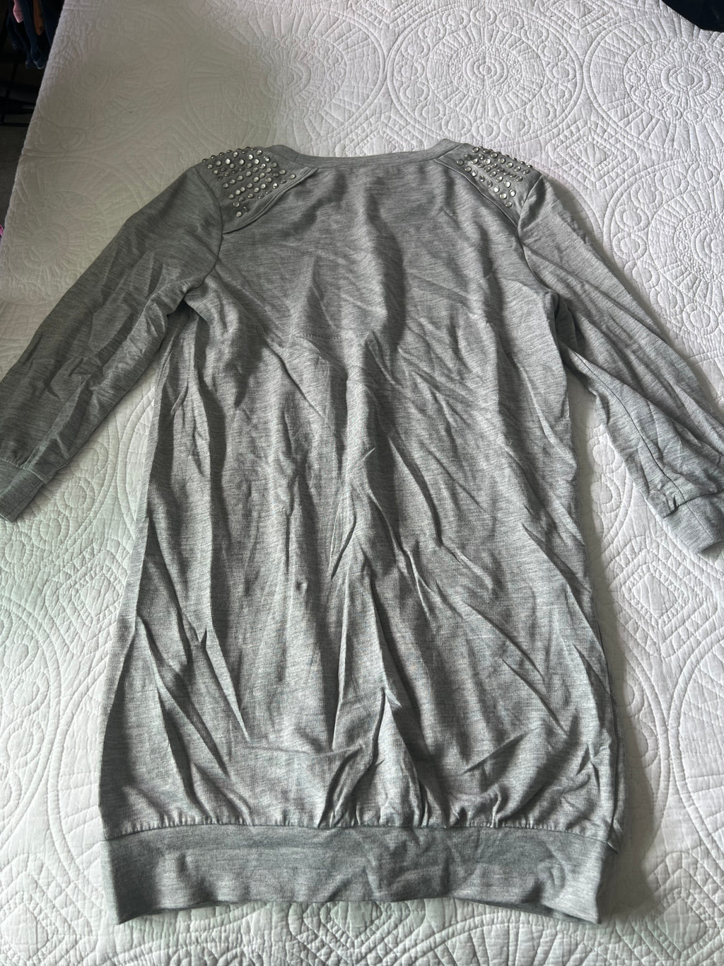 Grey t-shirt dress with jewels on shoulders