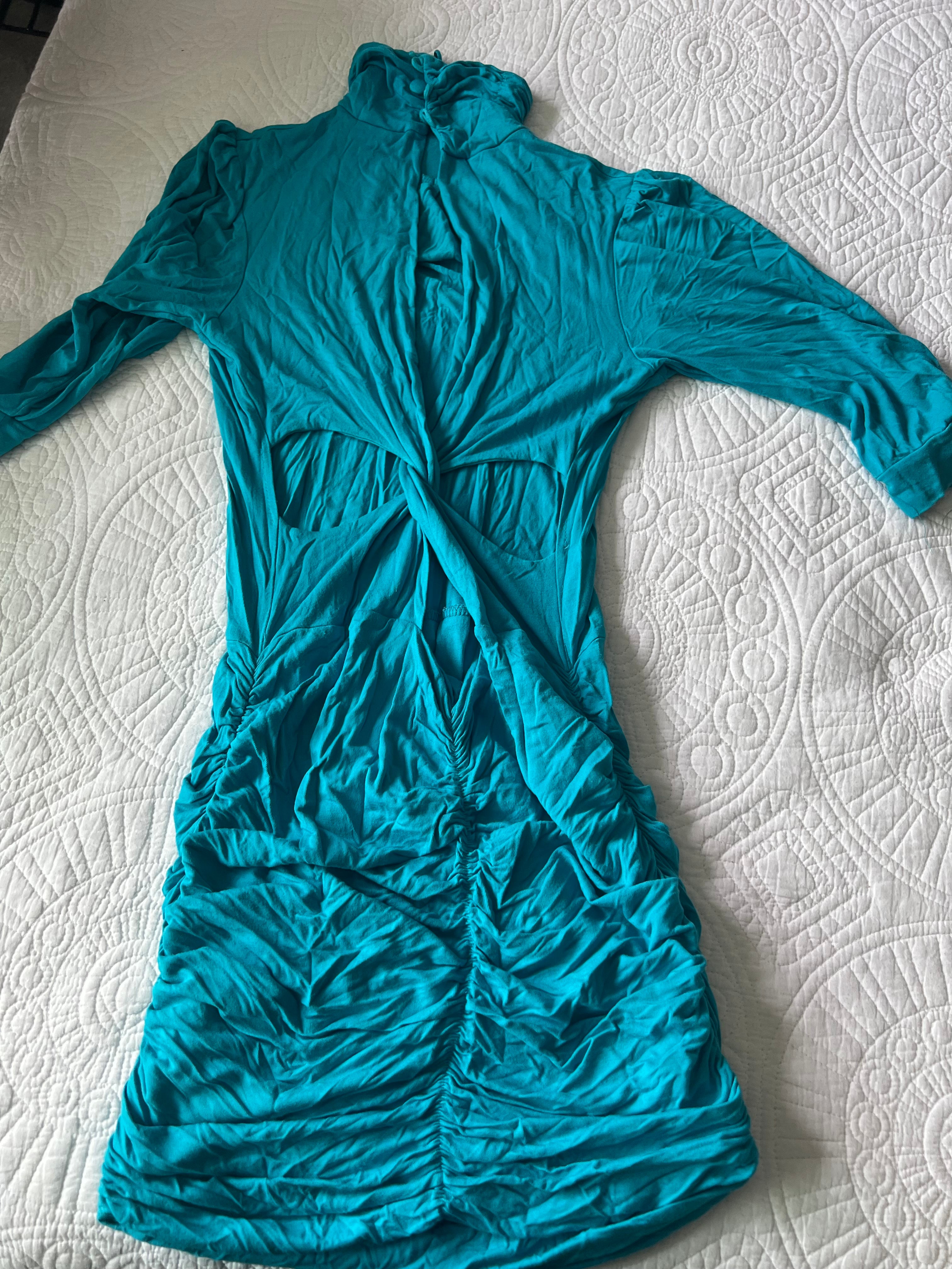 Blue short dress with cut out back