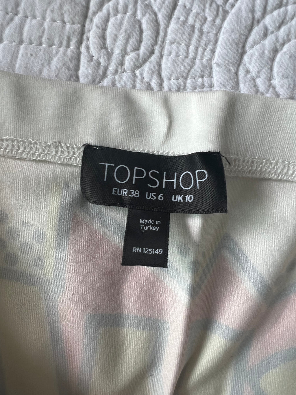 Graphic midi skirt