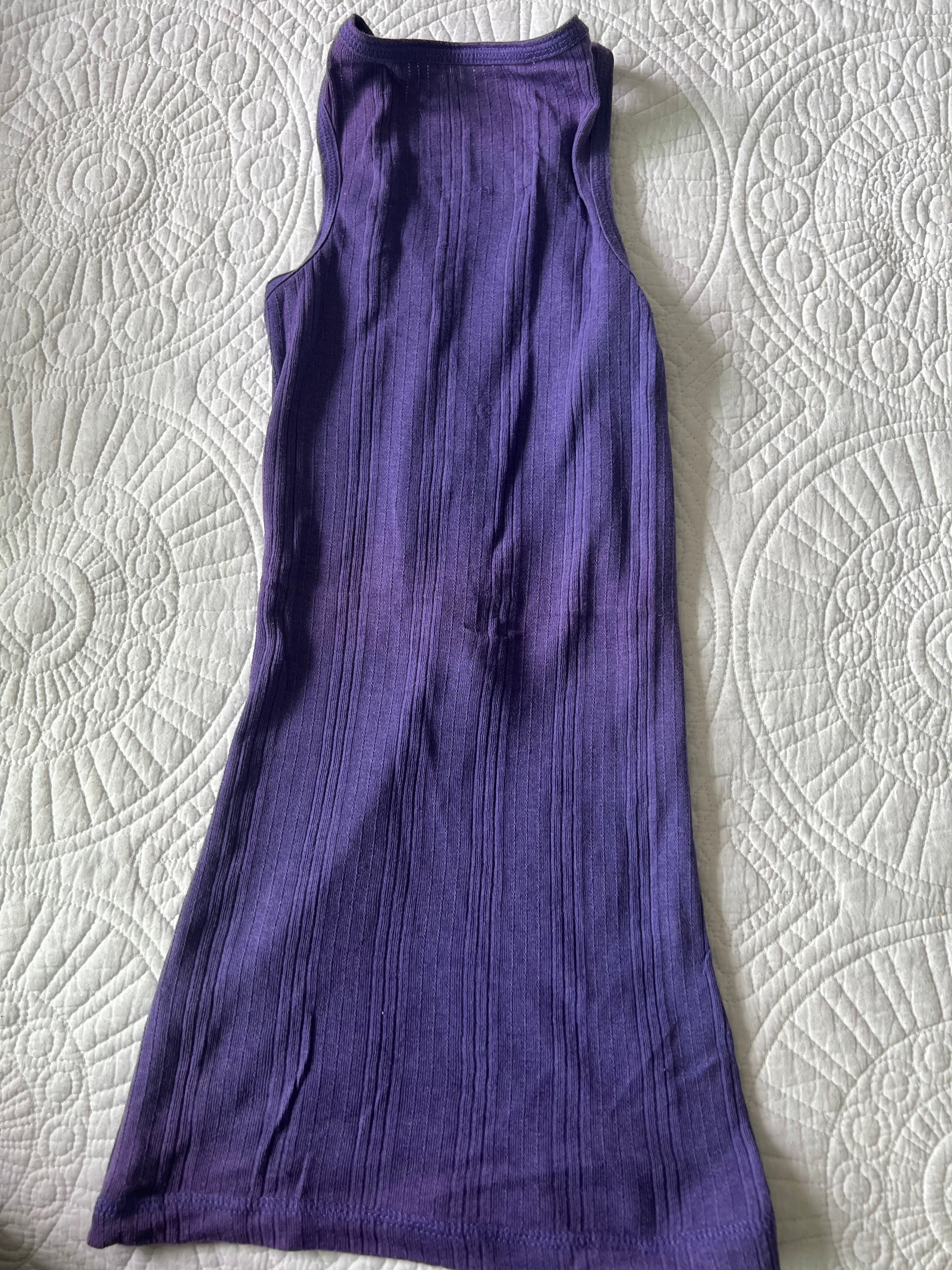 Purple ribbed vest with button detail