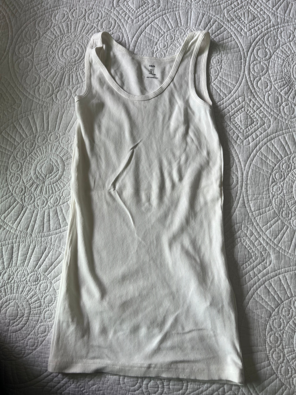 White ribbed vest