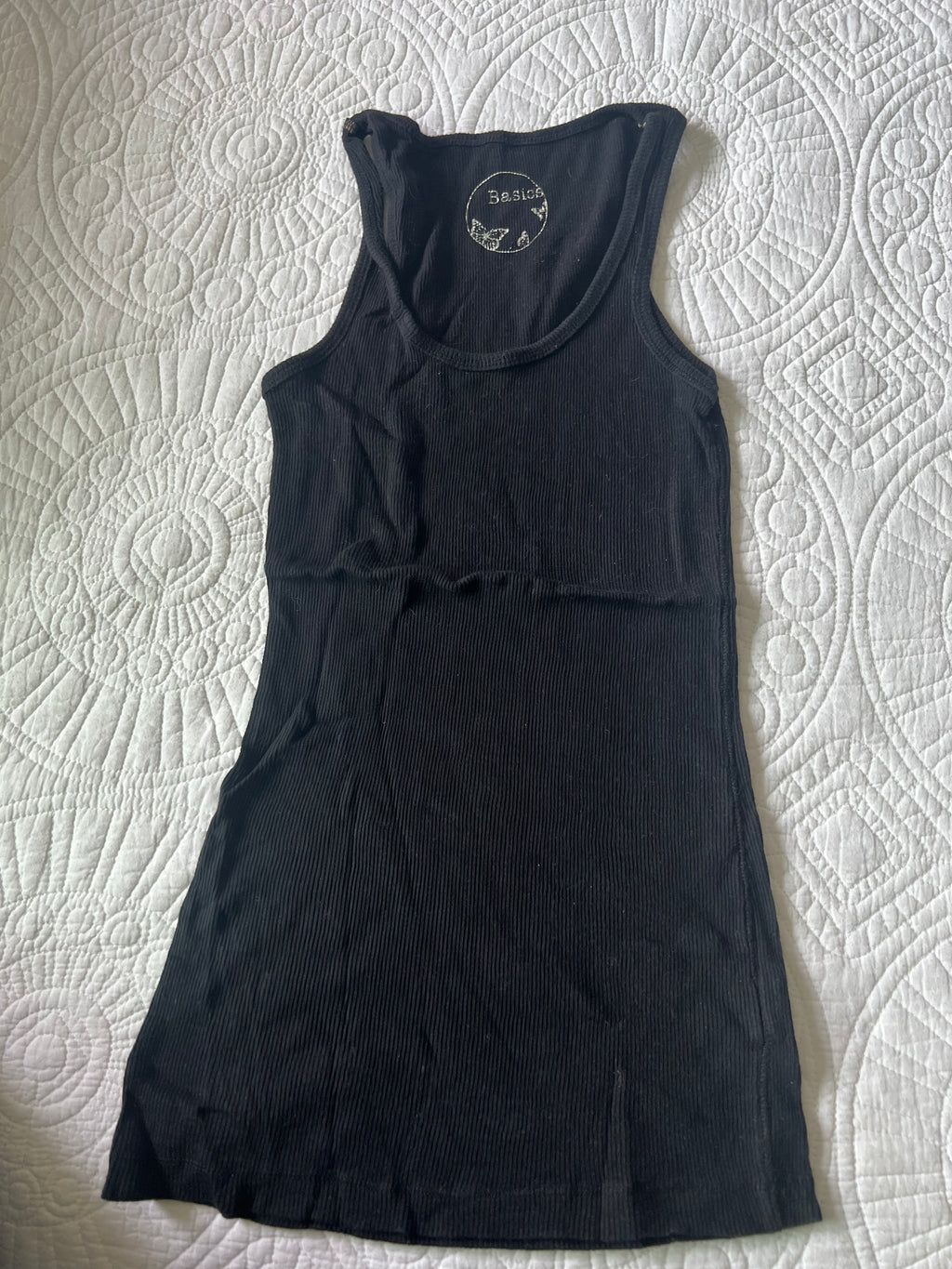 Black ribbed vest