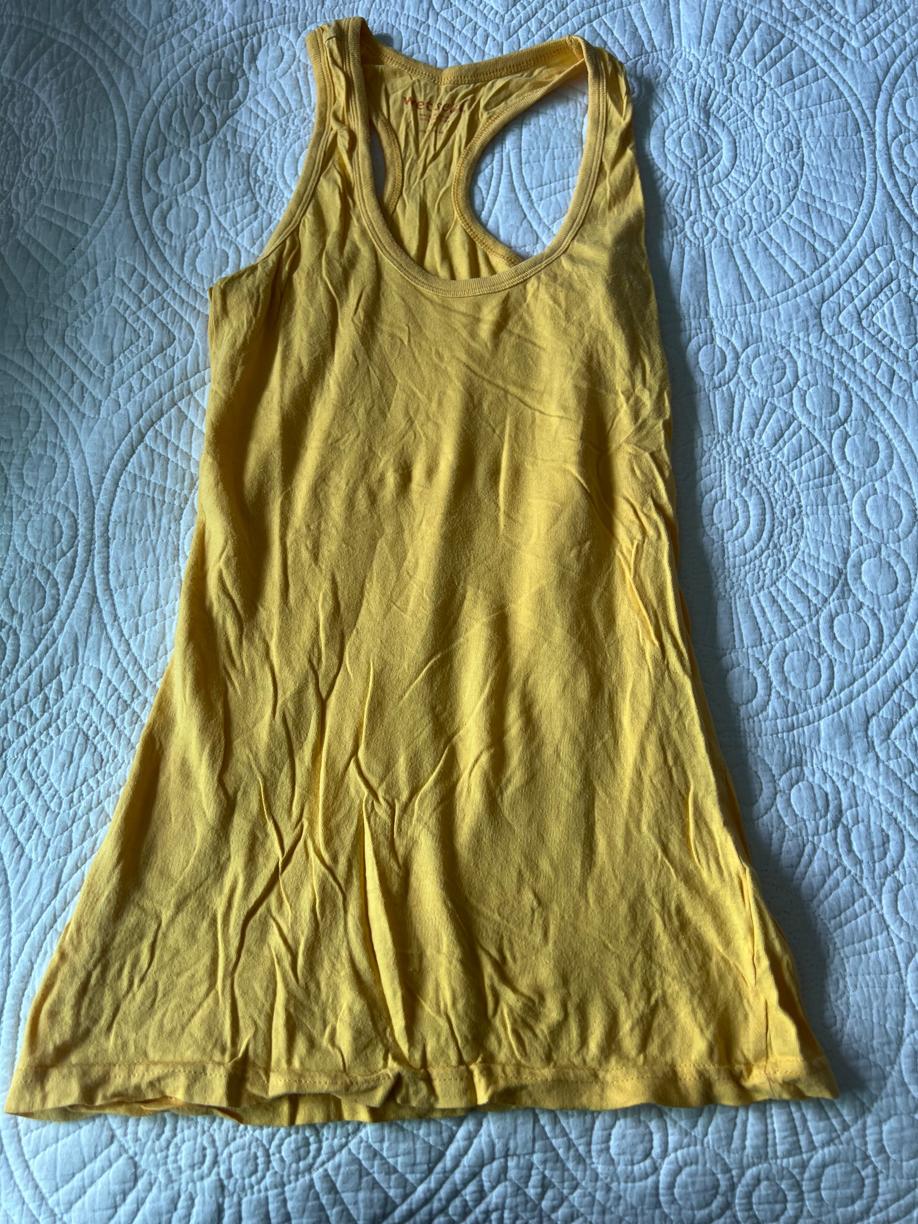 Yellow vest