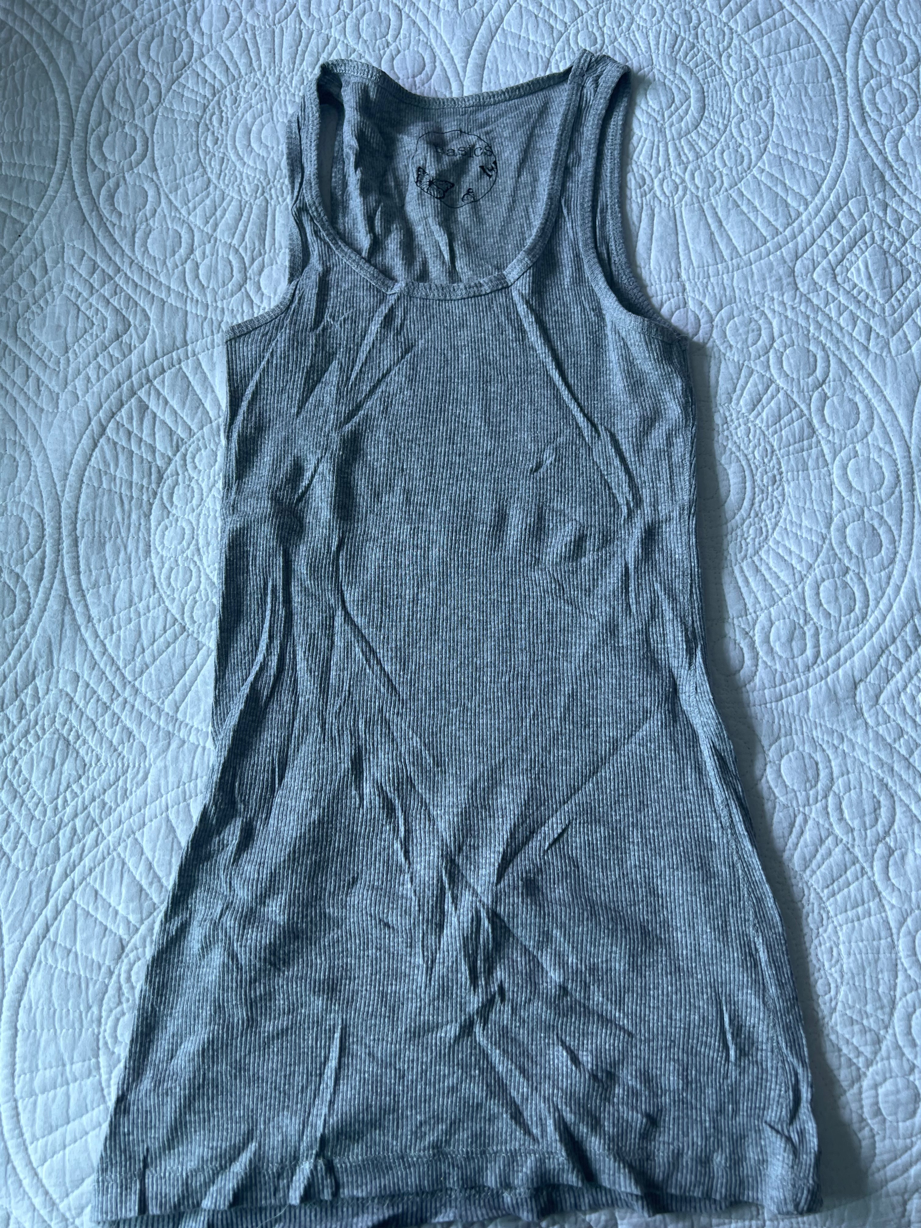 Grey ribbed vest