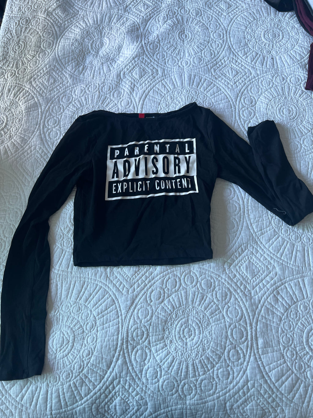Black long sleeve crop top