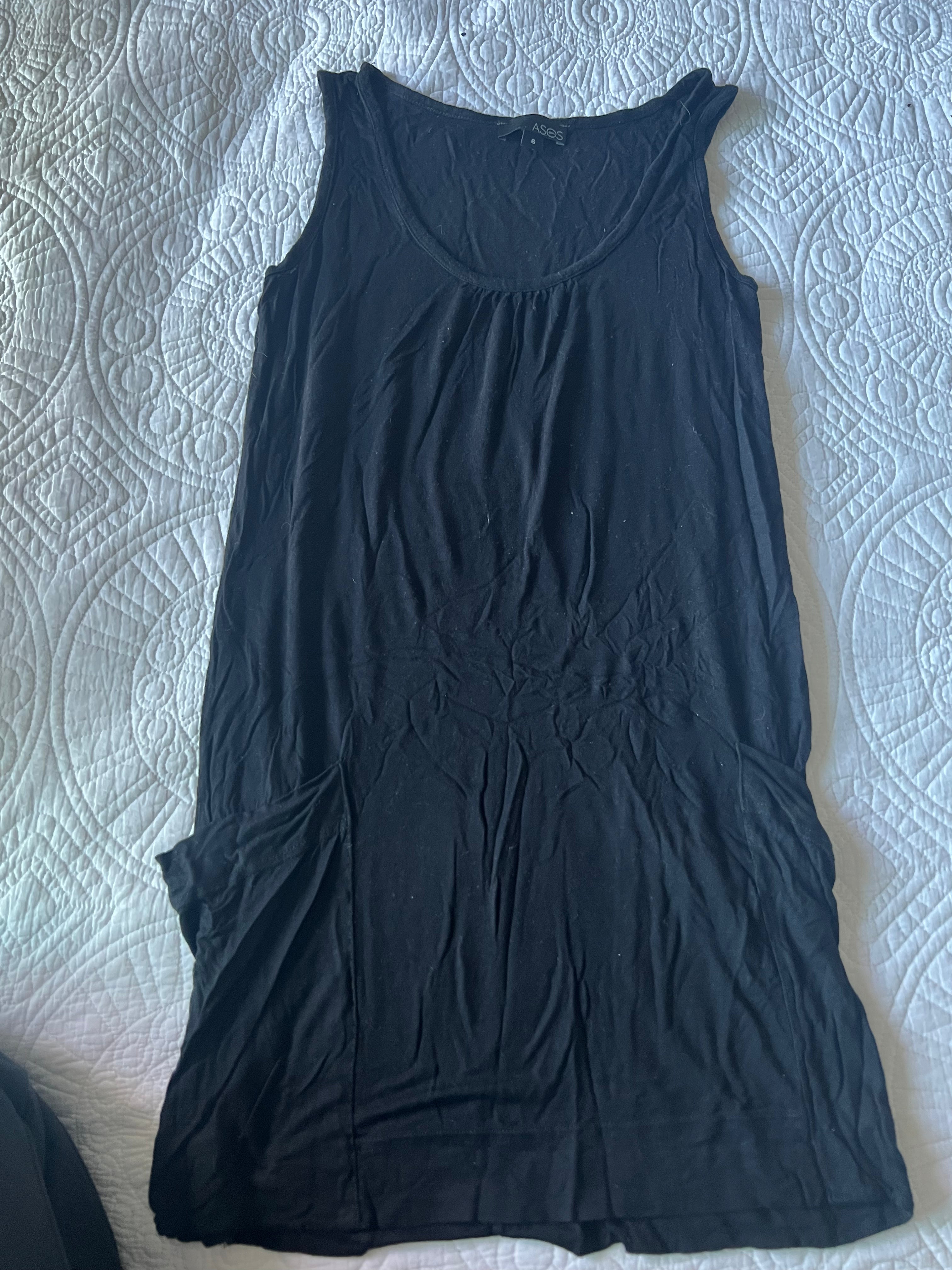 Black flowy dress with pockets
