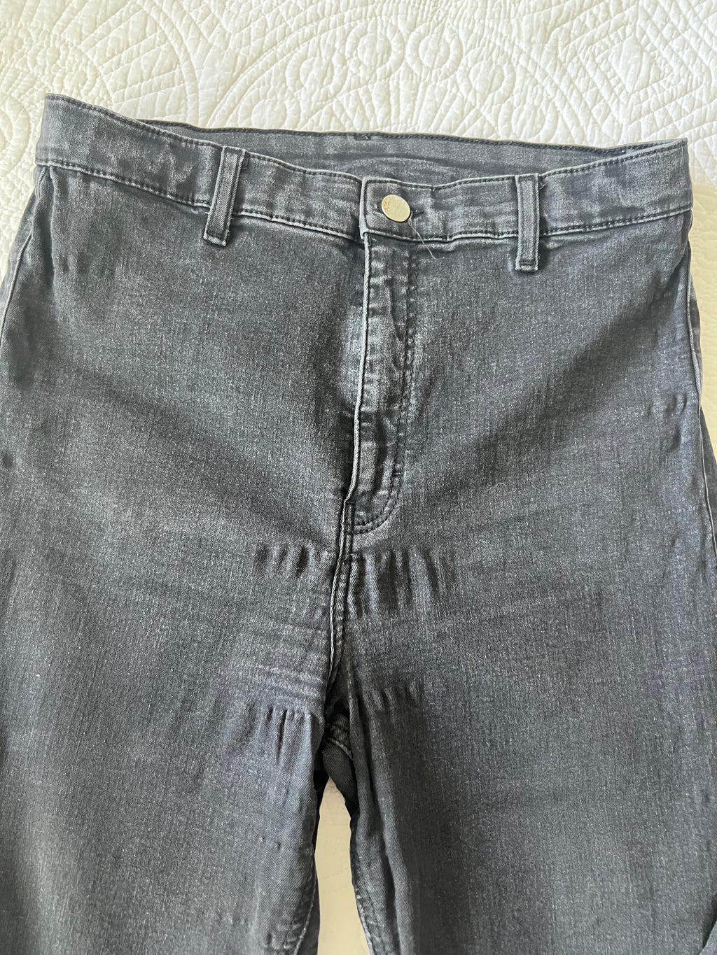 Black skinny jeans