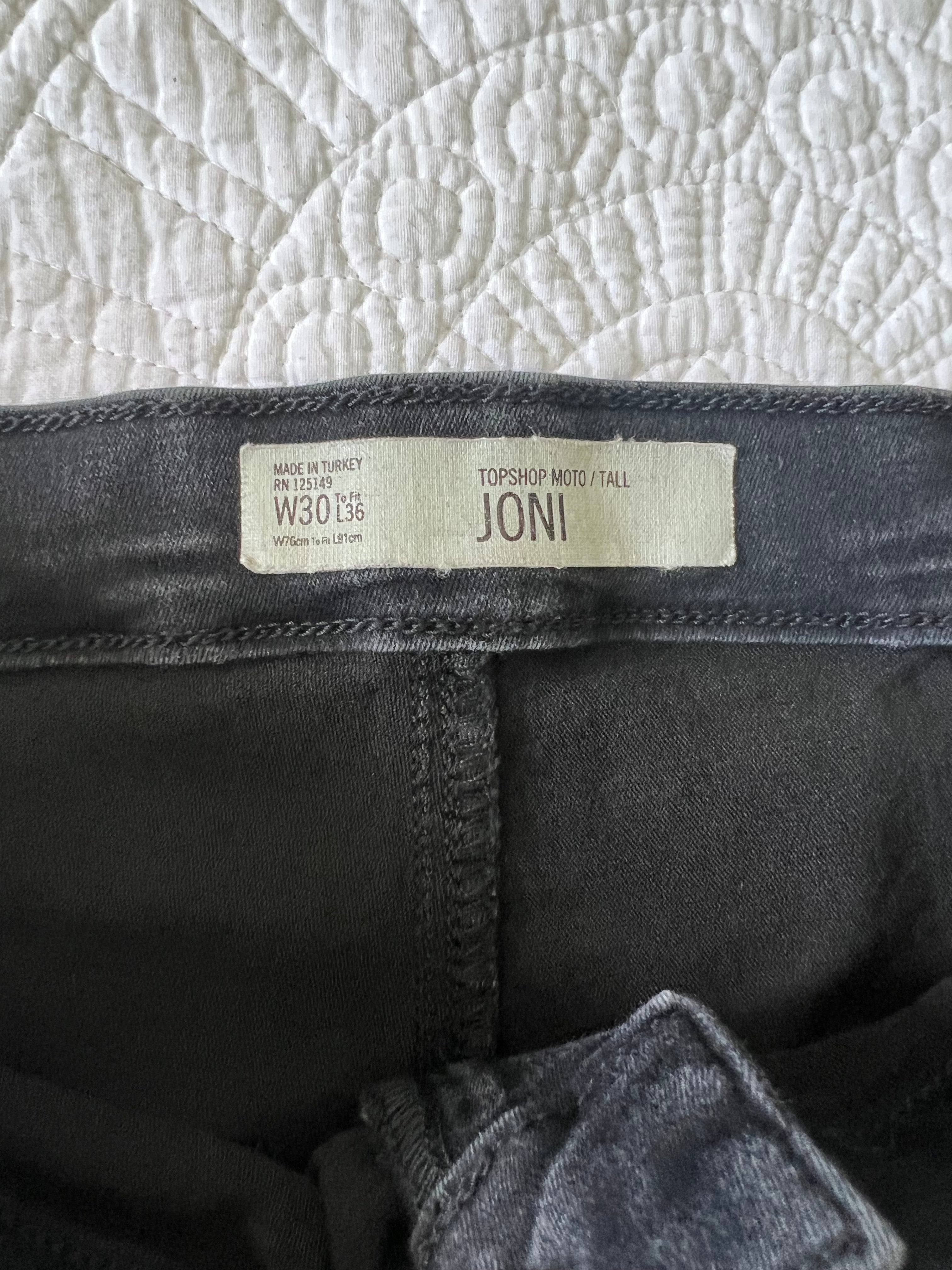Black ripped jeans