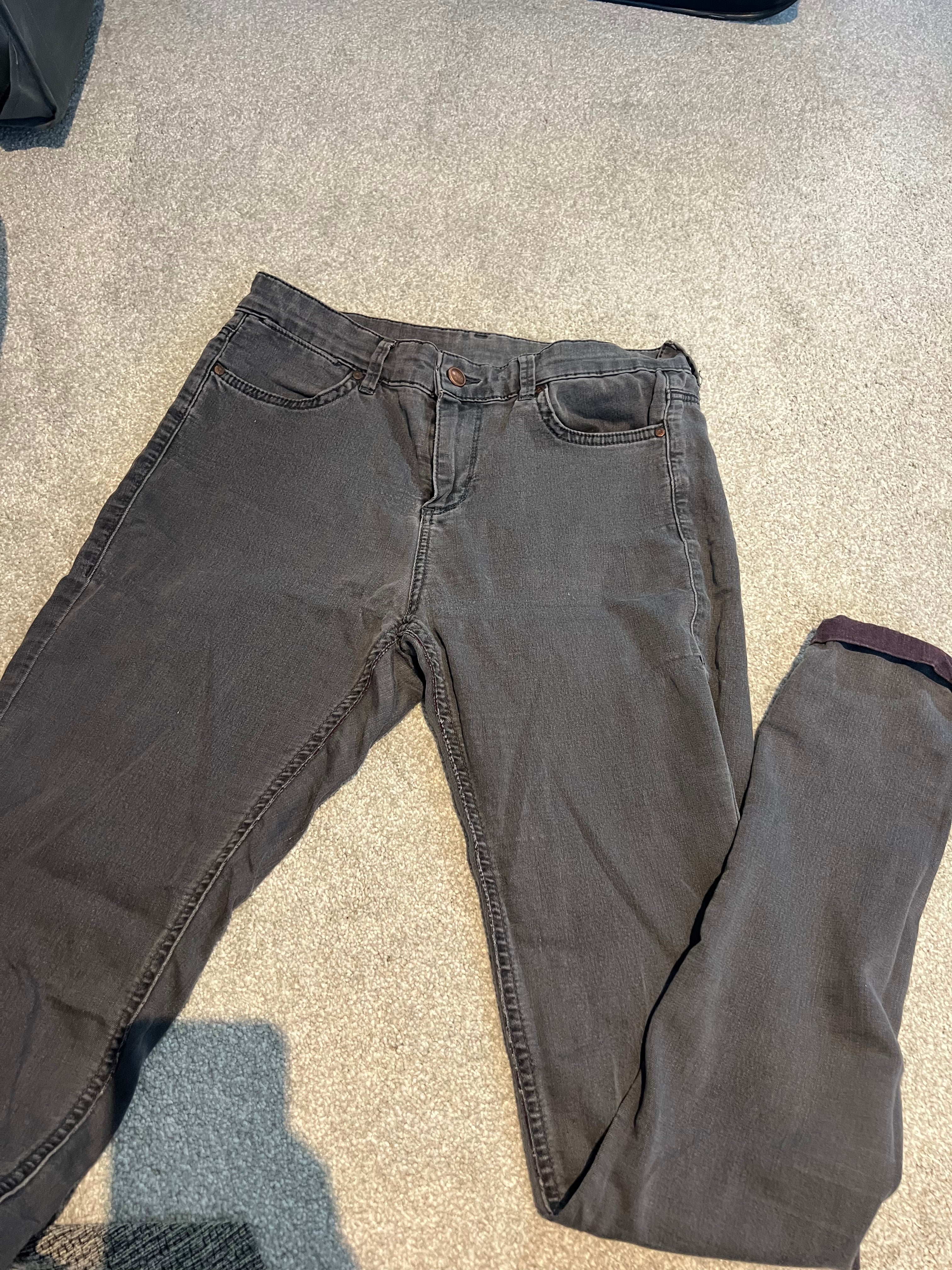 Grey jeans
