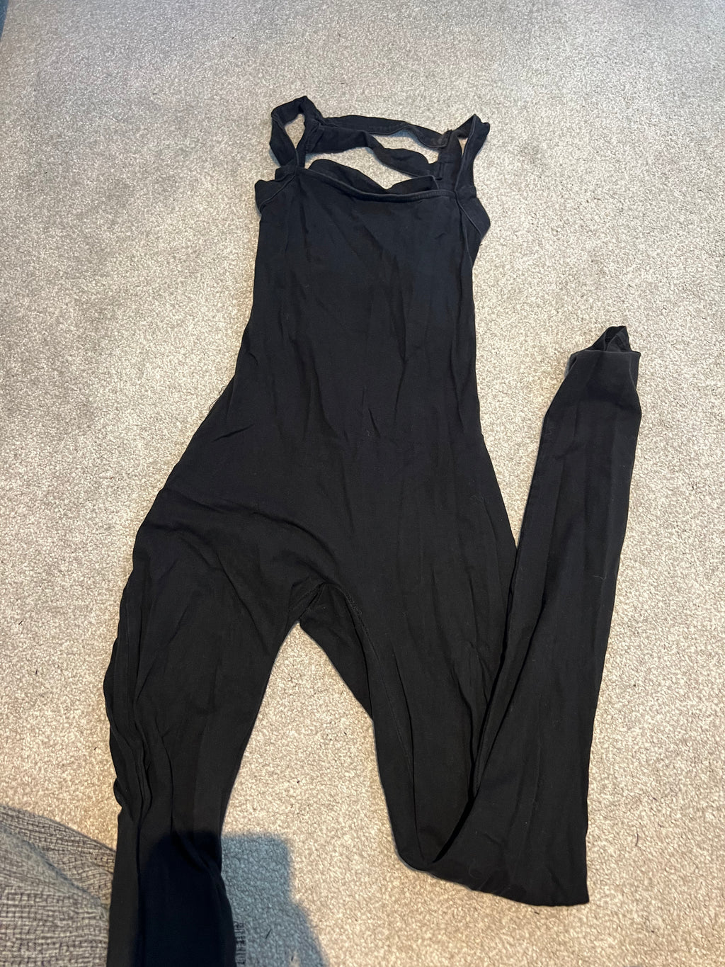 Black jumpsuit / Cut out back