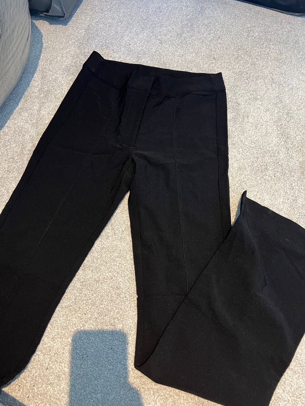 Black trousers