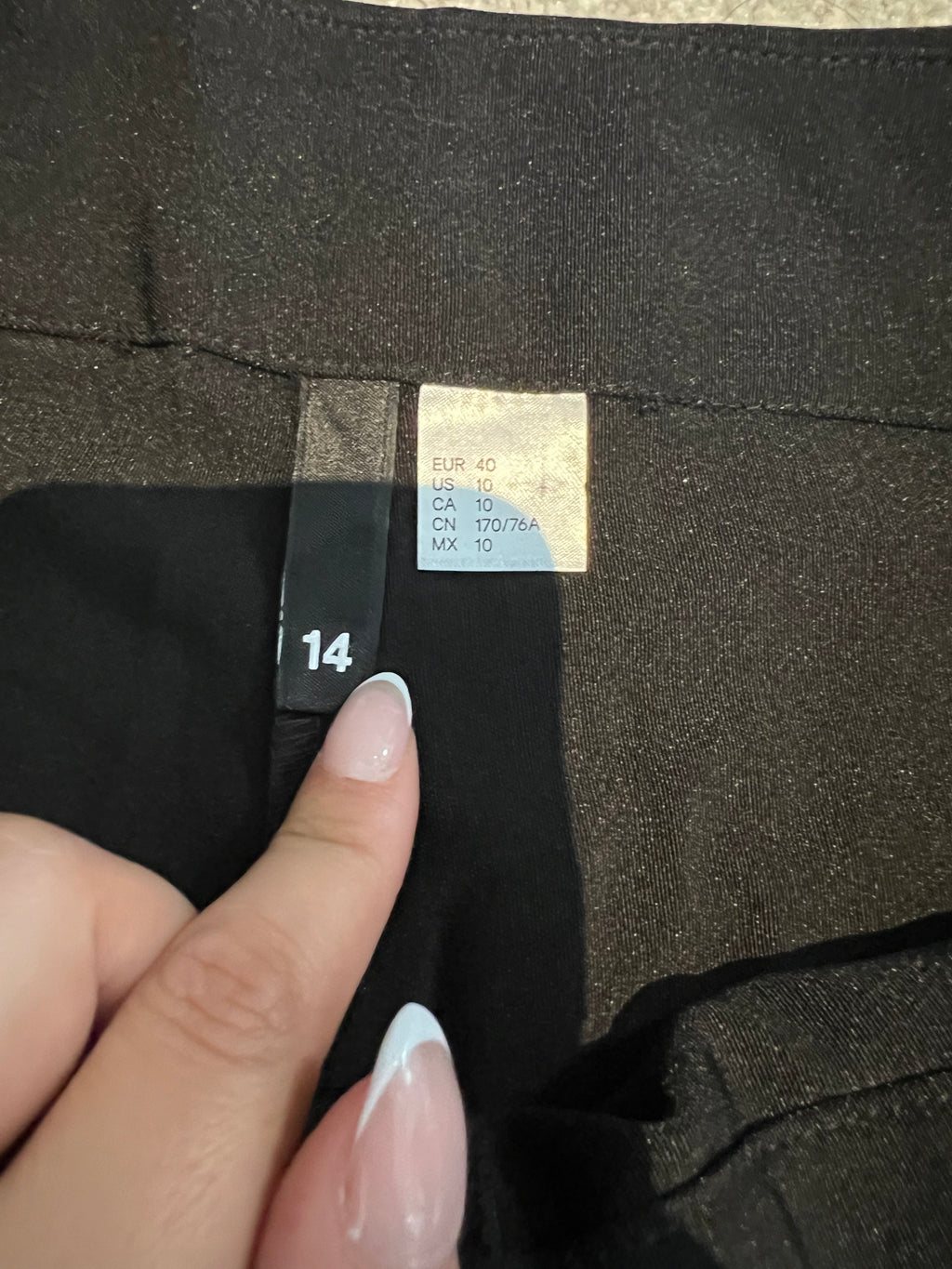 Black trousers