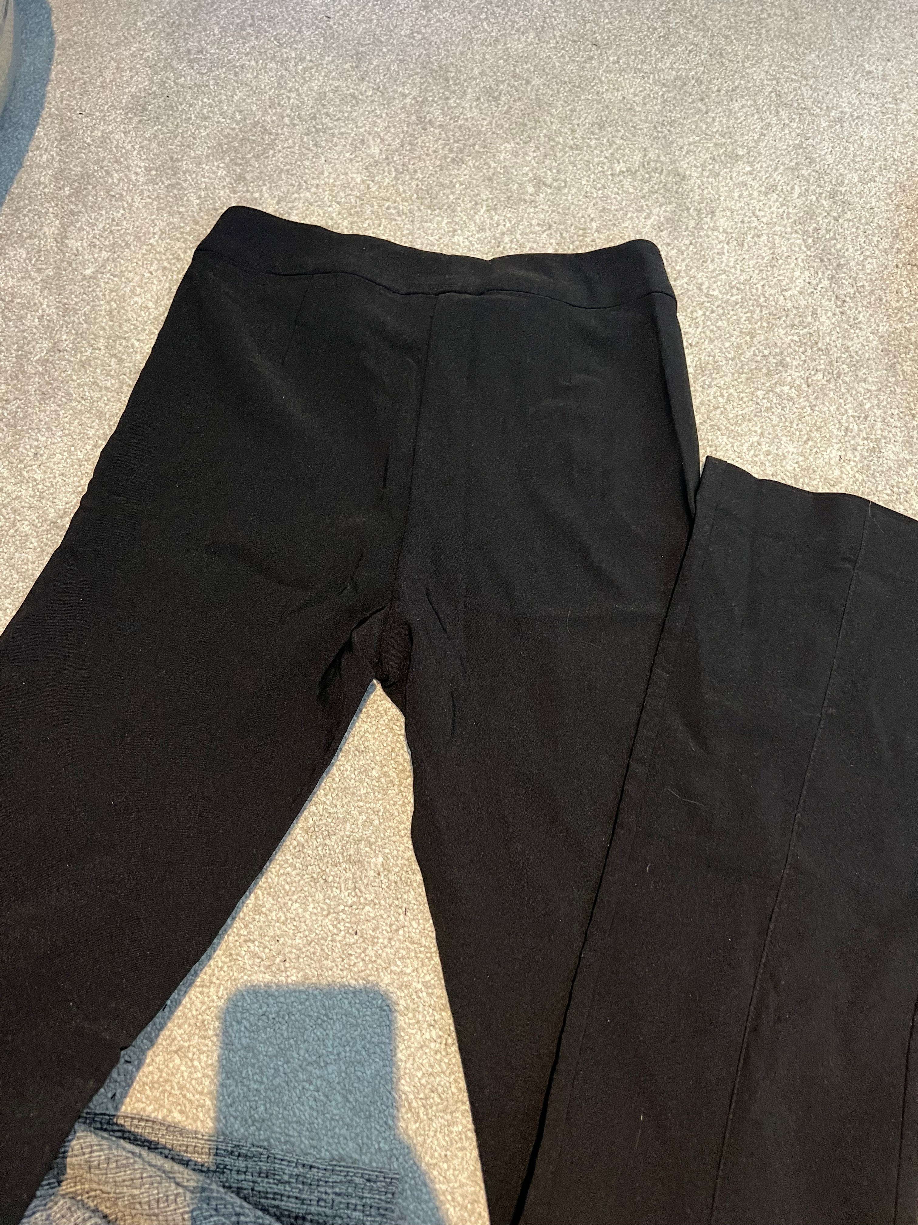 Black trousers
