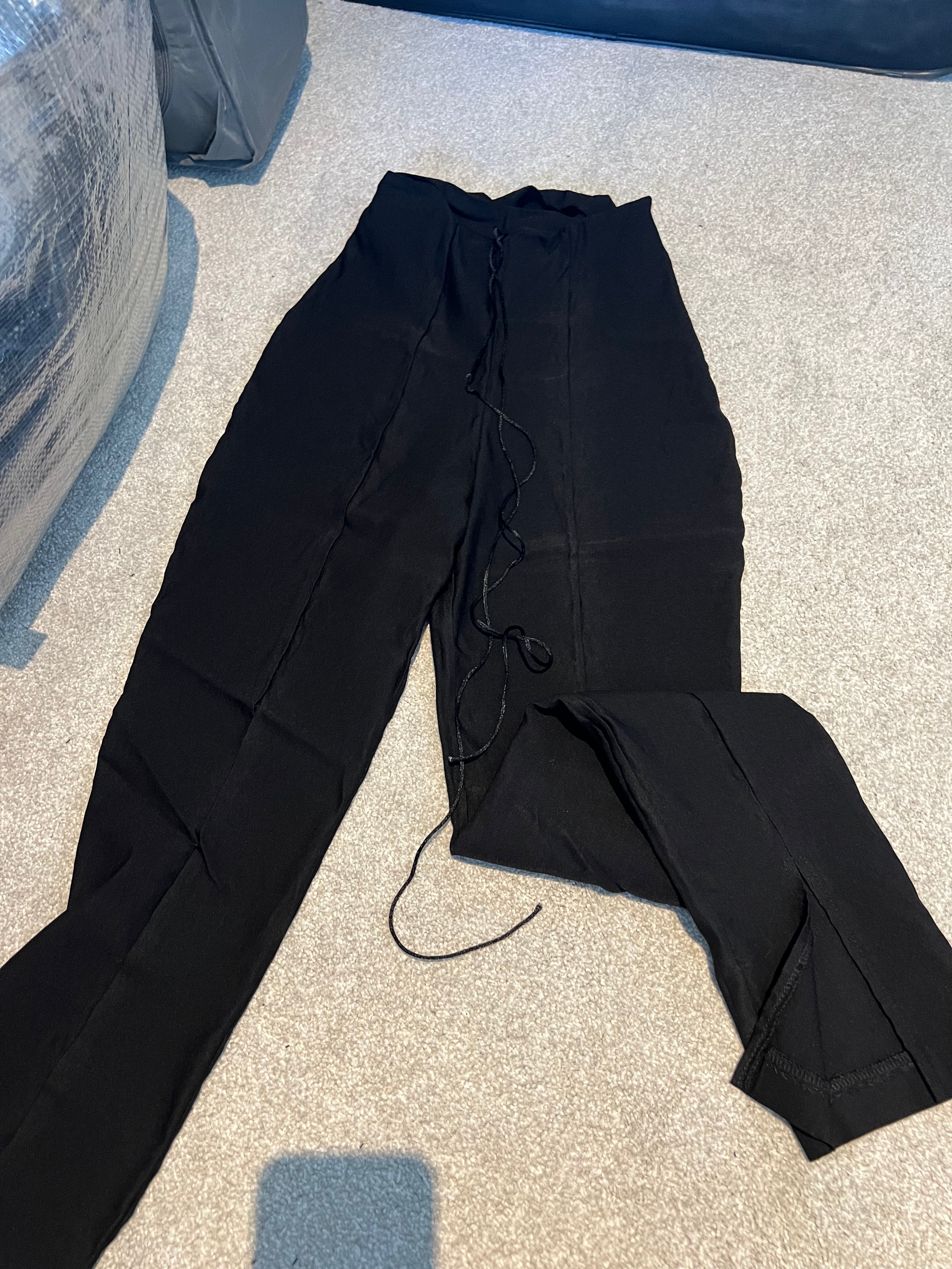 Black trousers