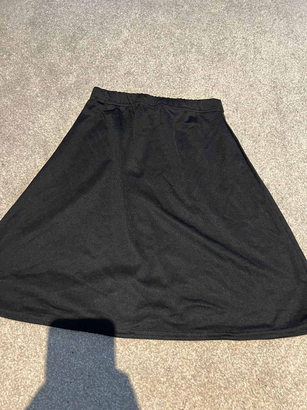 Flowy black skirt