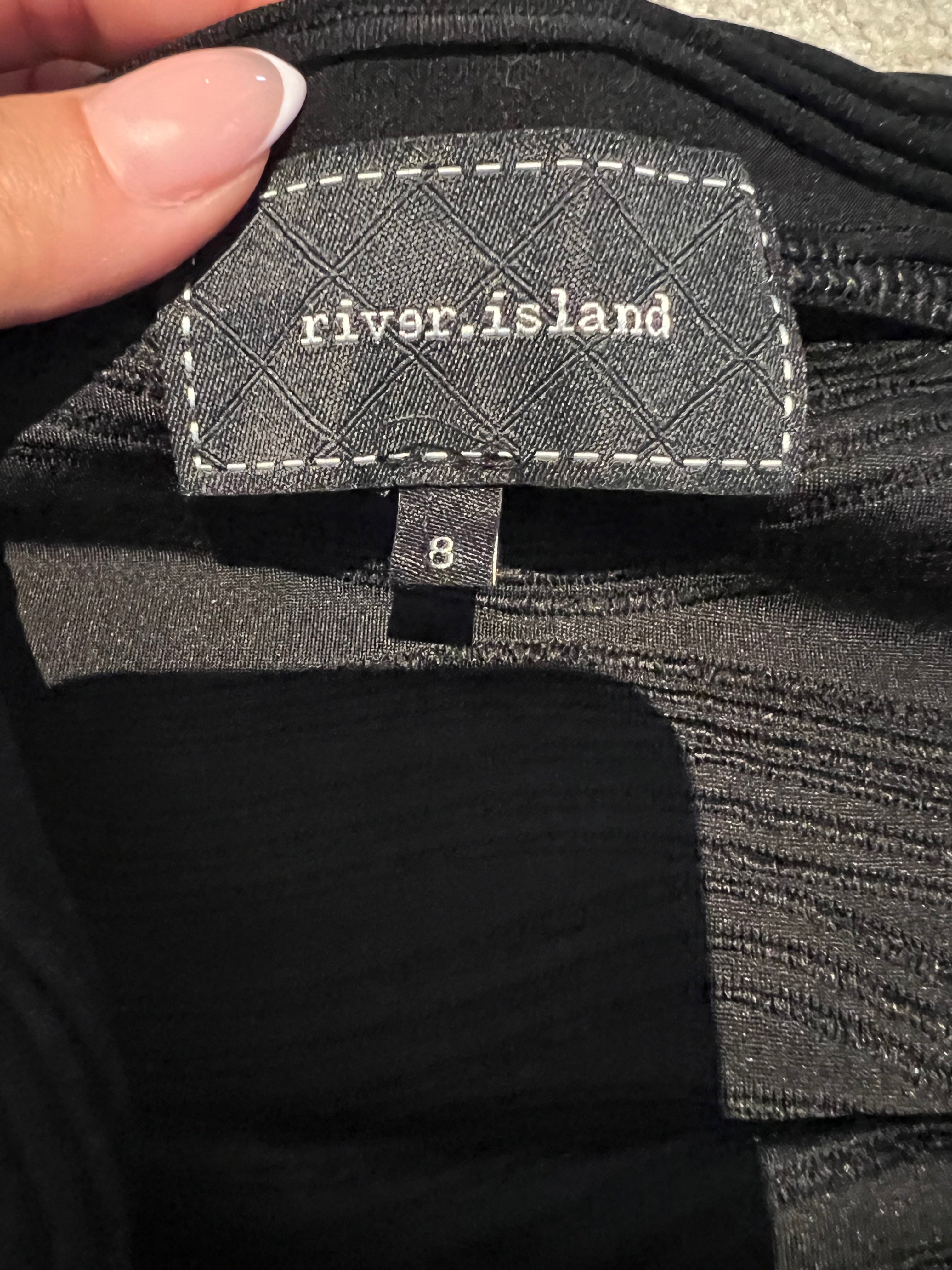 Textured black skirt