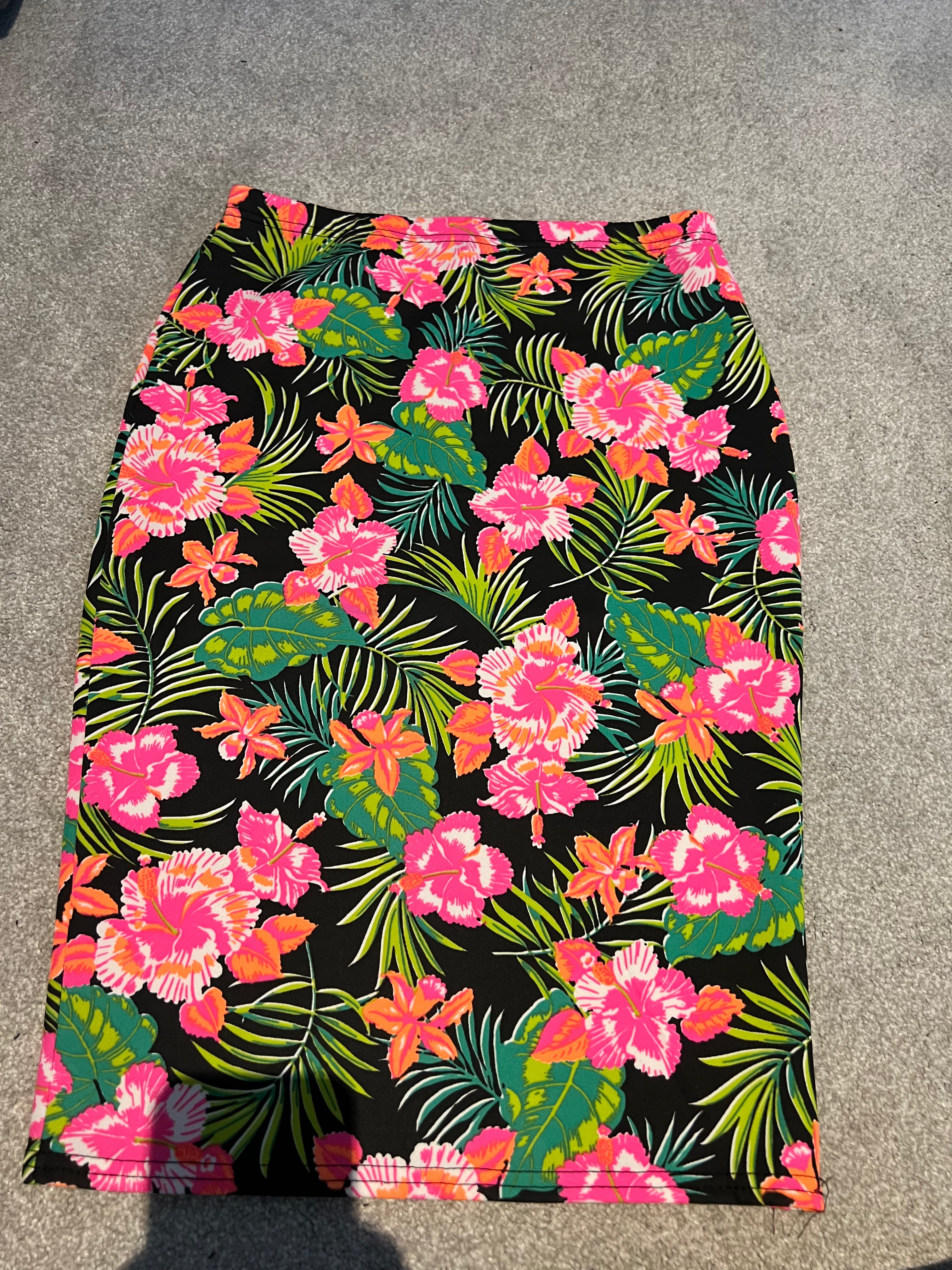 Flower print skirt