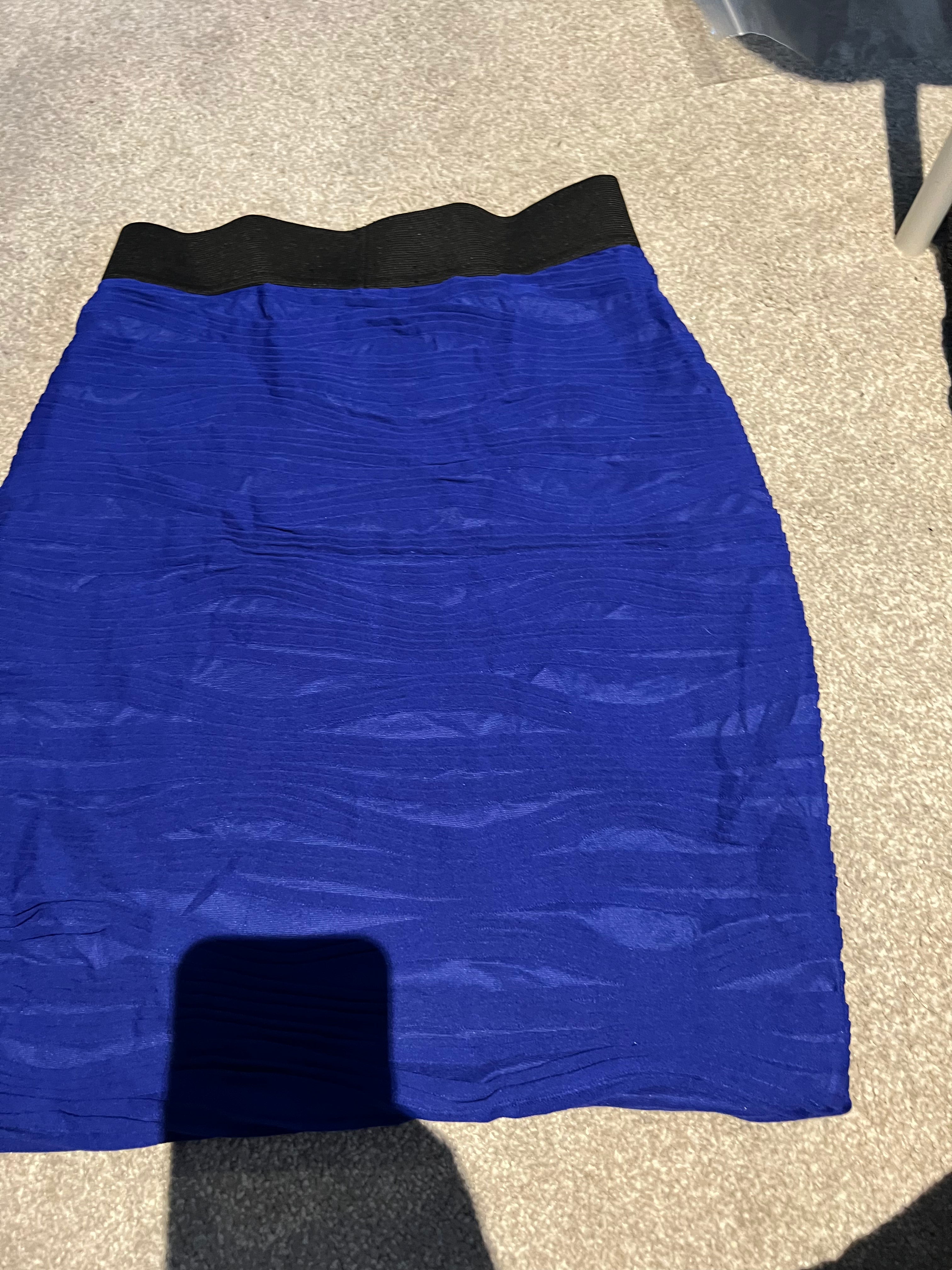 Textured blue skirt
