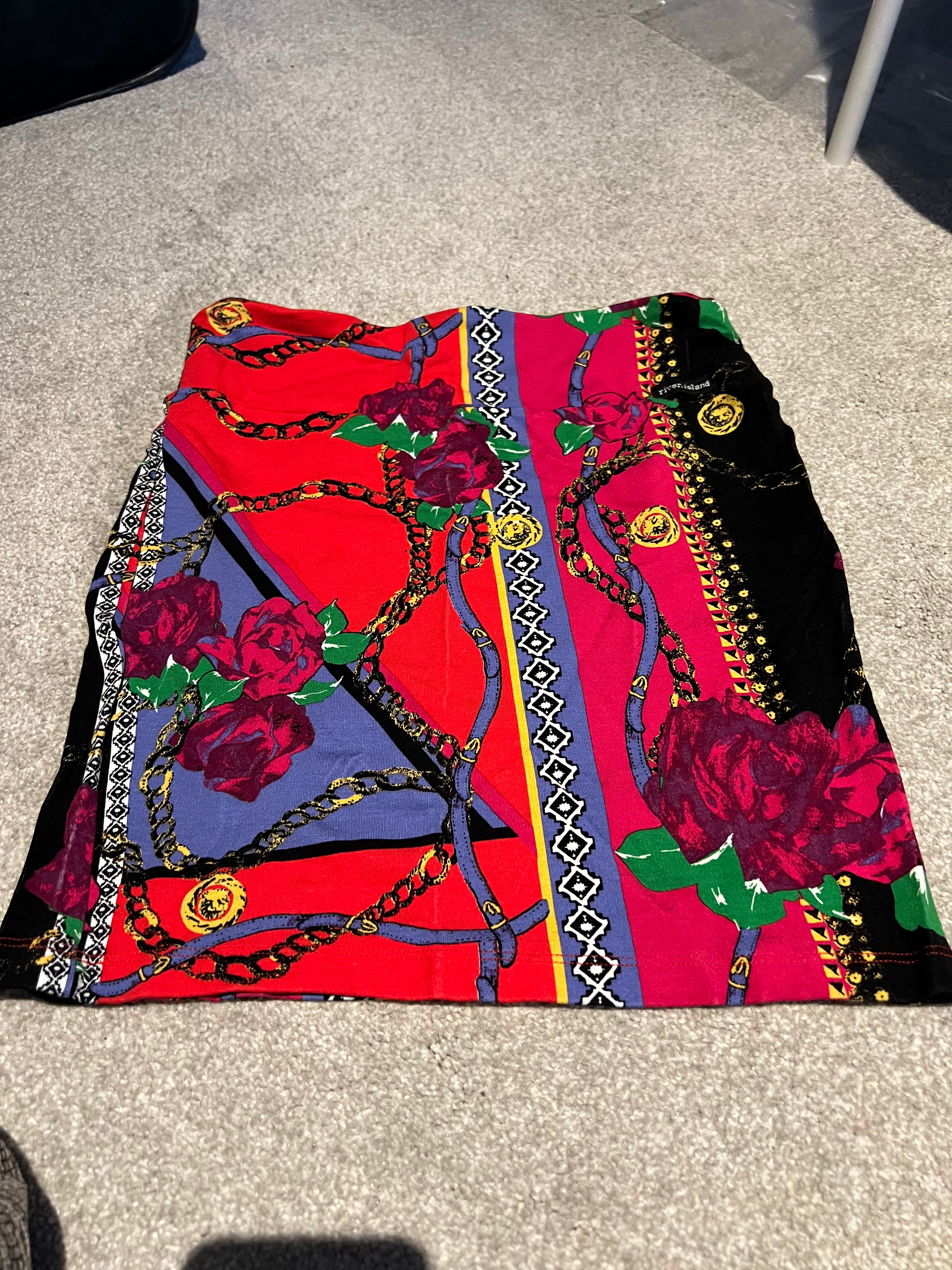 Graphic skirt