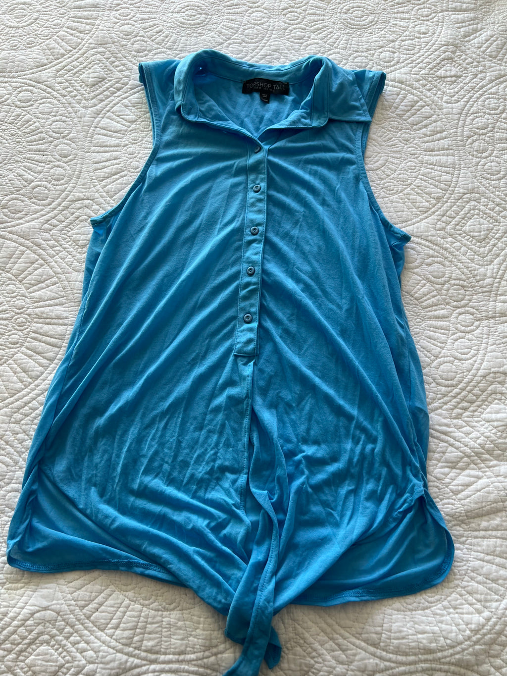 Blue top / Tall