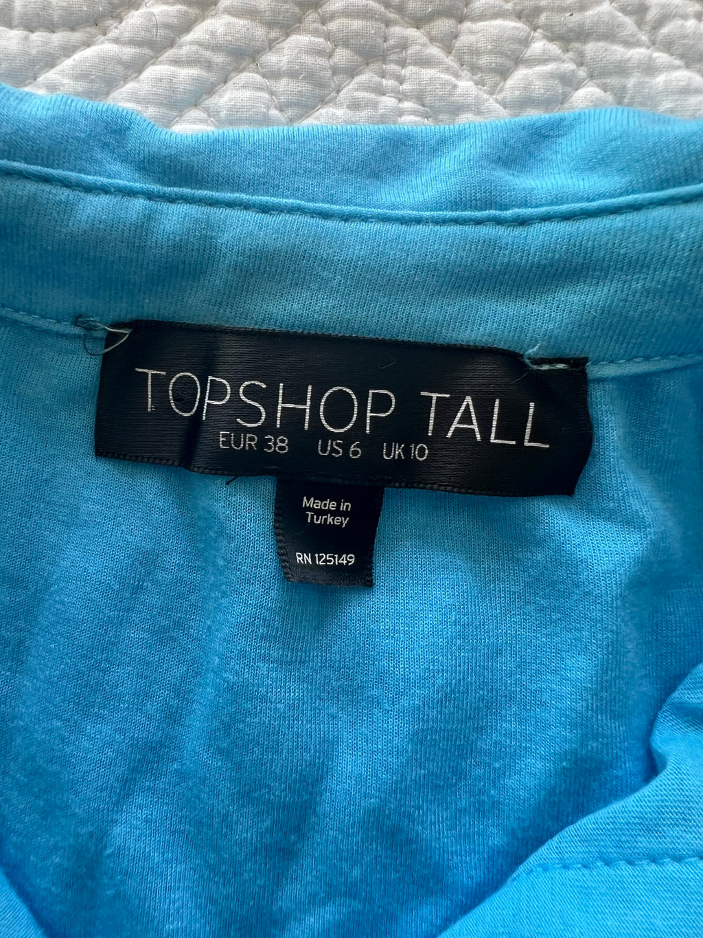 Blue top / Tall