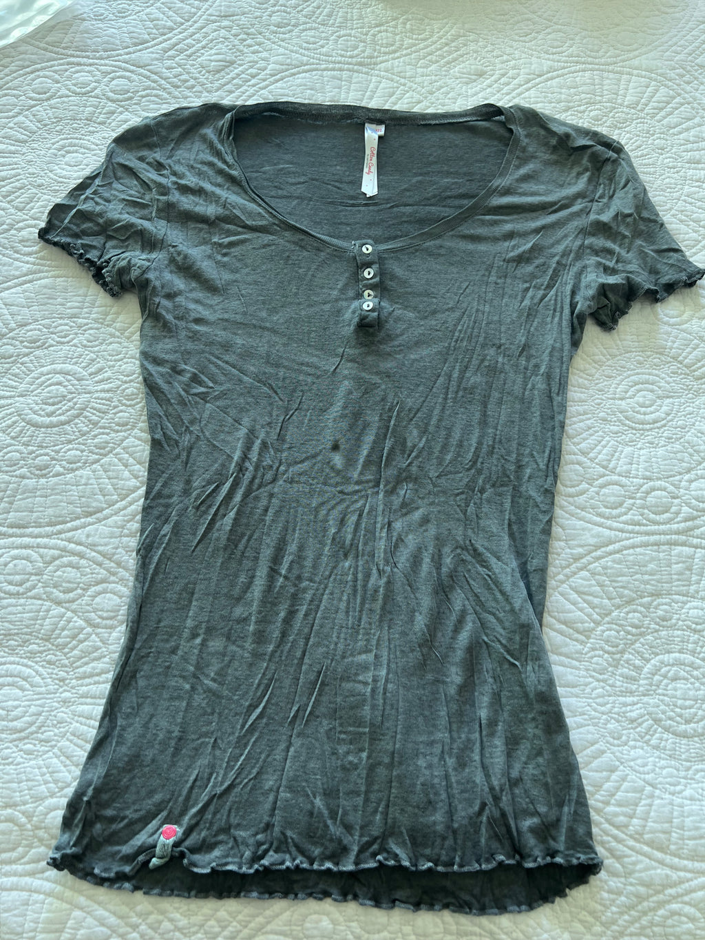 Grey t-shirt