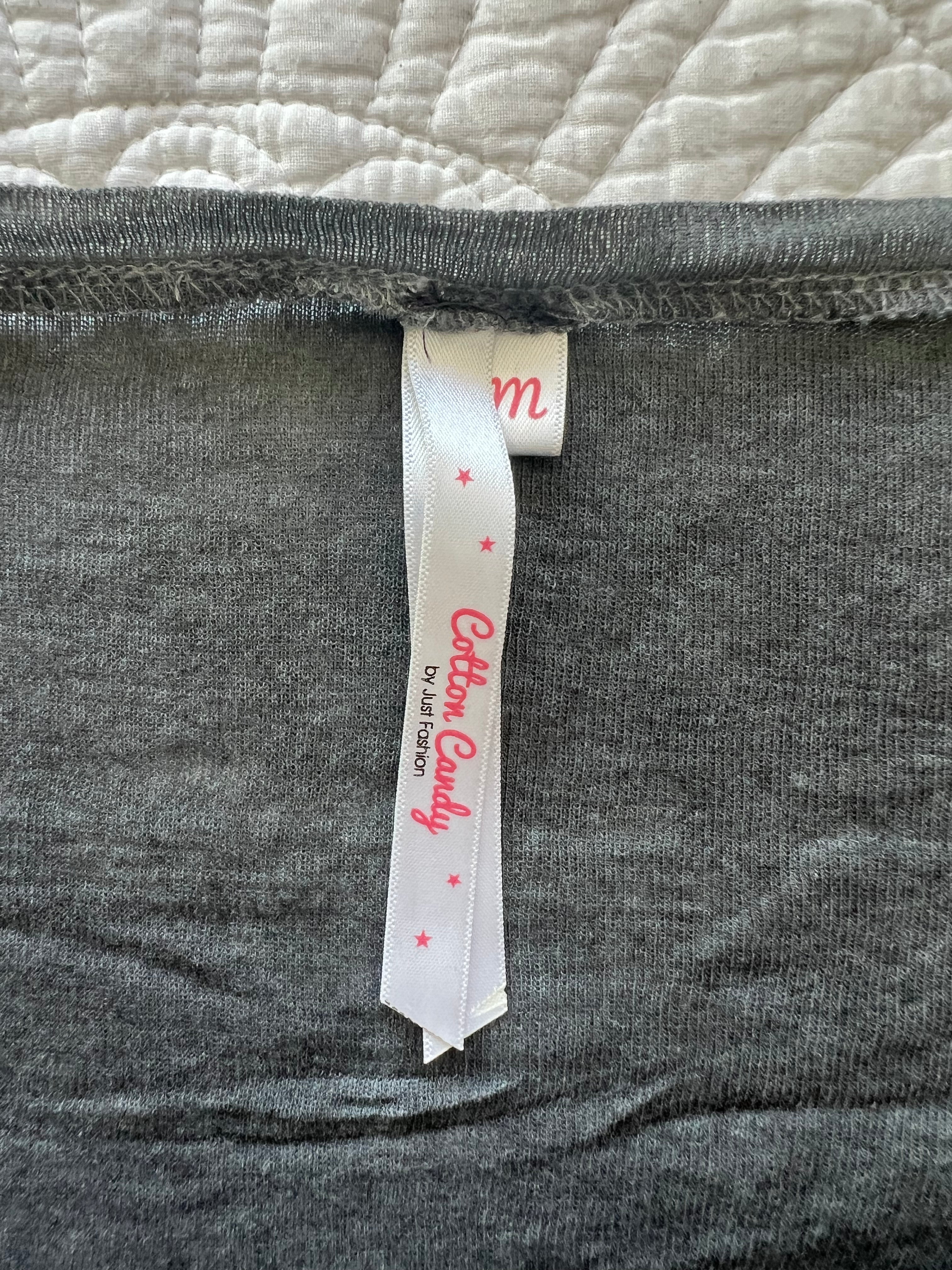 Grey t-shirt
