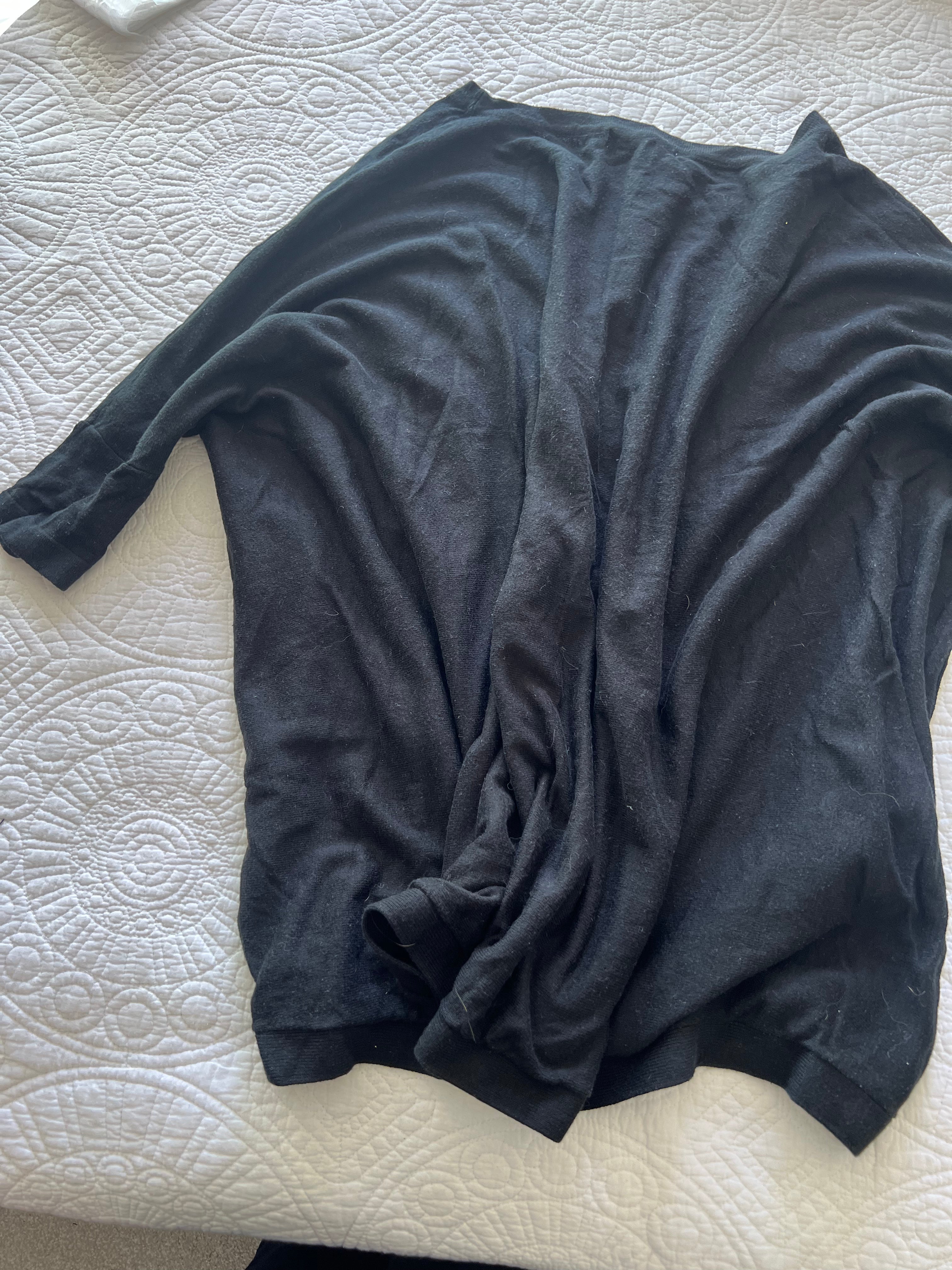 Supre oversized black top
