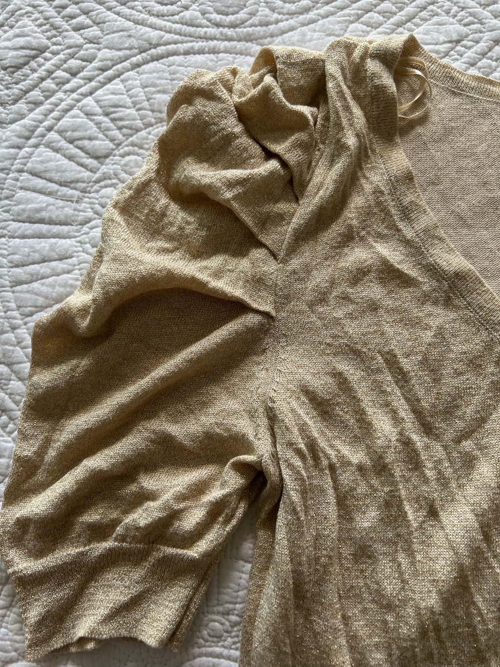 Quater sleeve nude top
