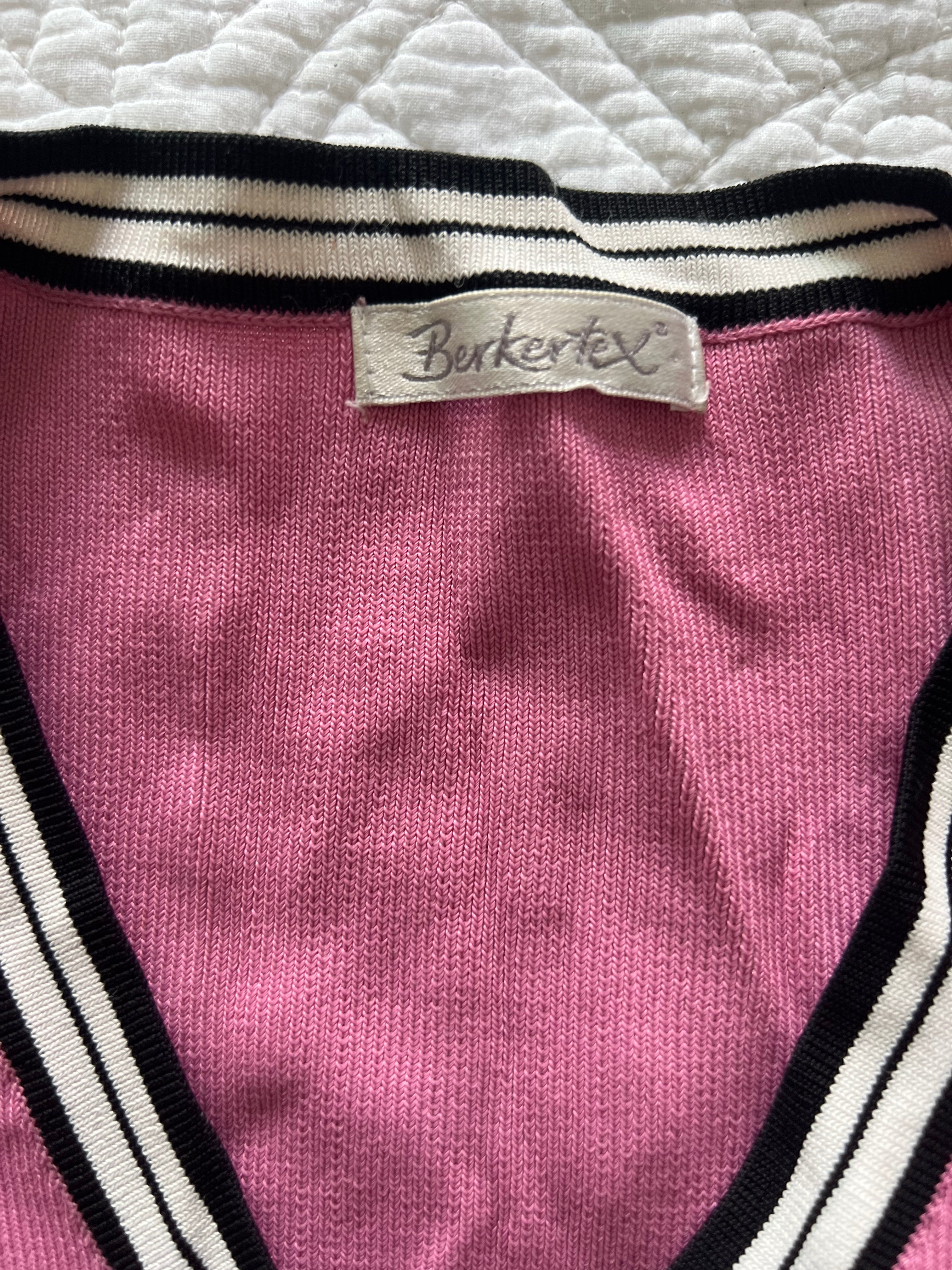 V neck pink top