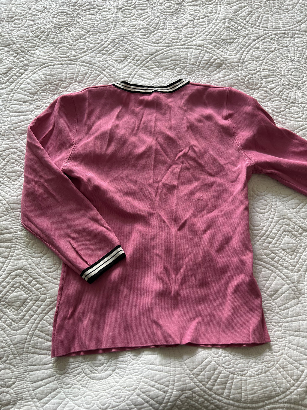 V neck pink top