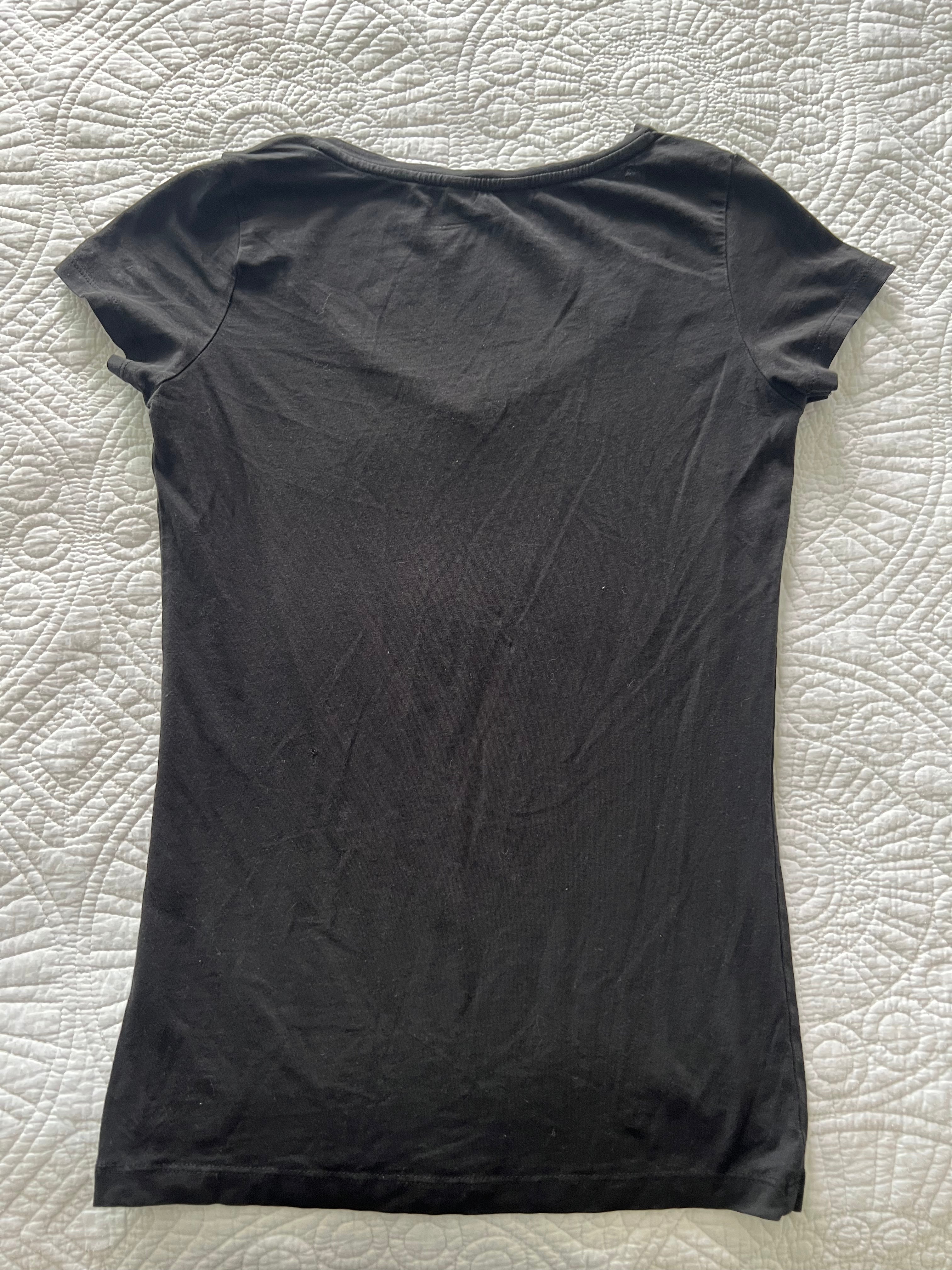 Guess grey top