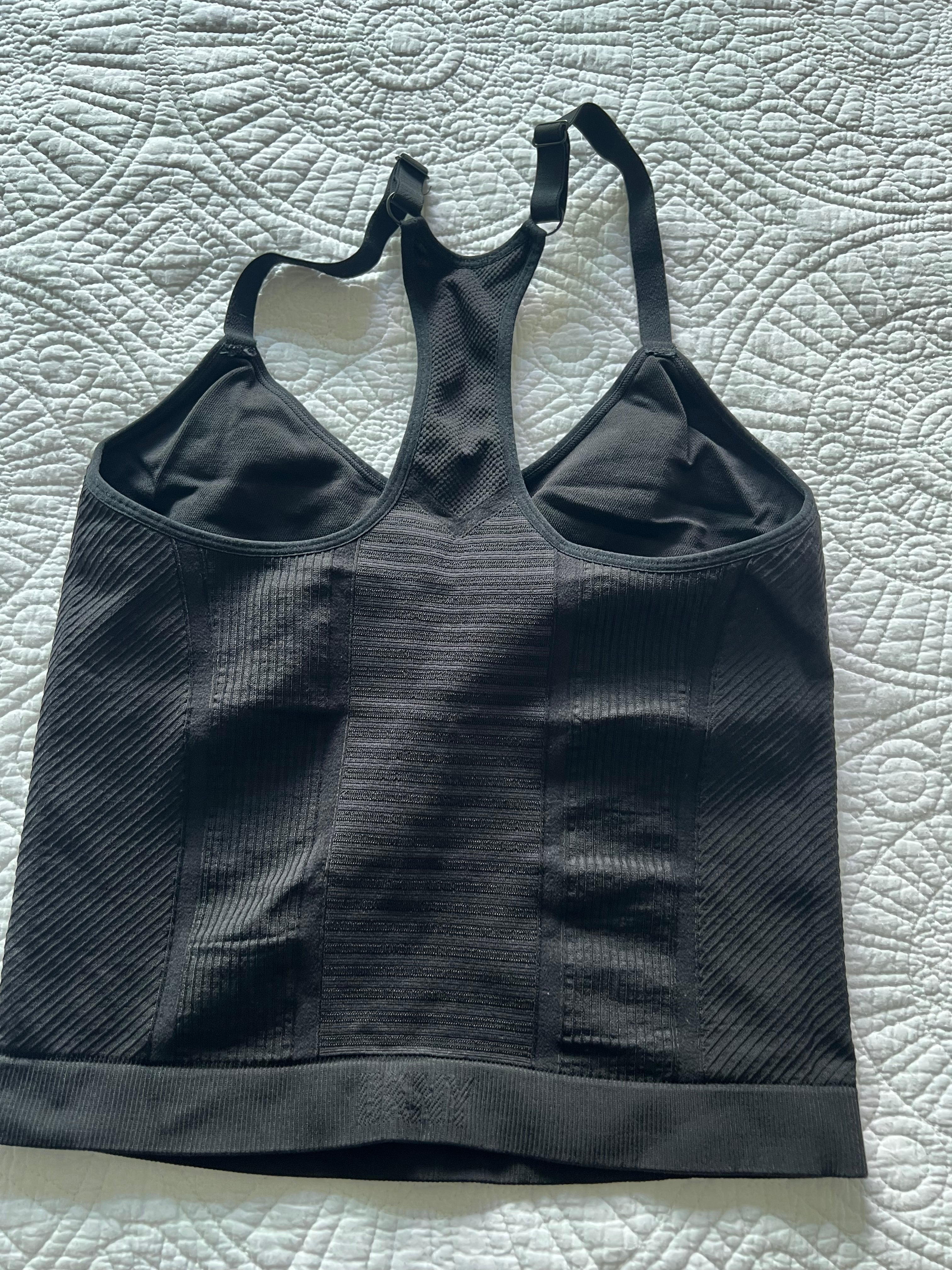 Black gym top