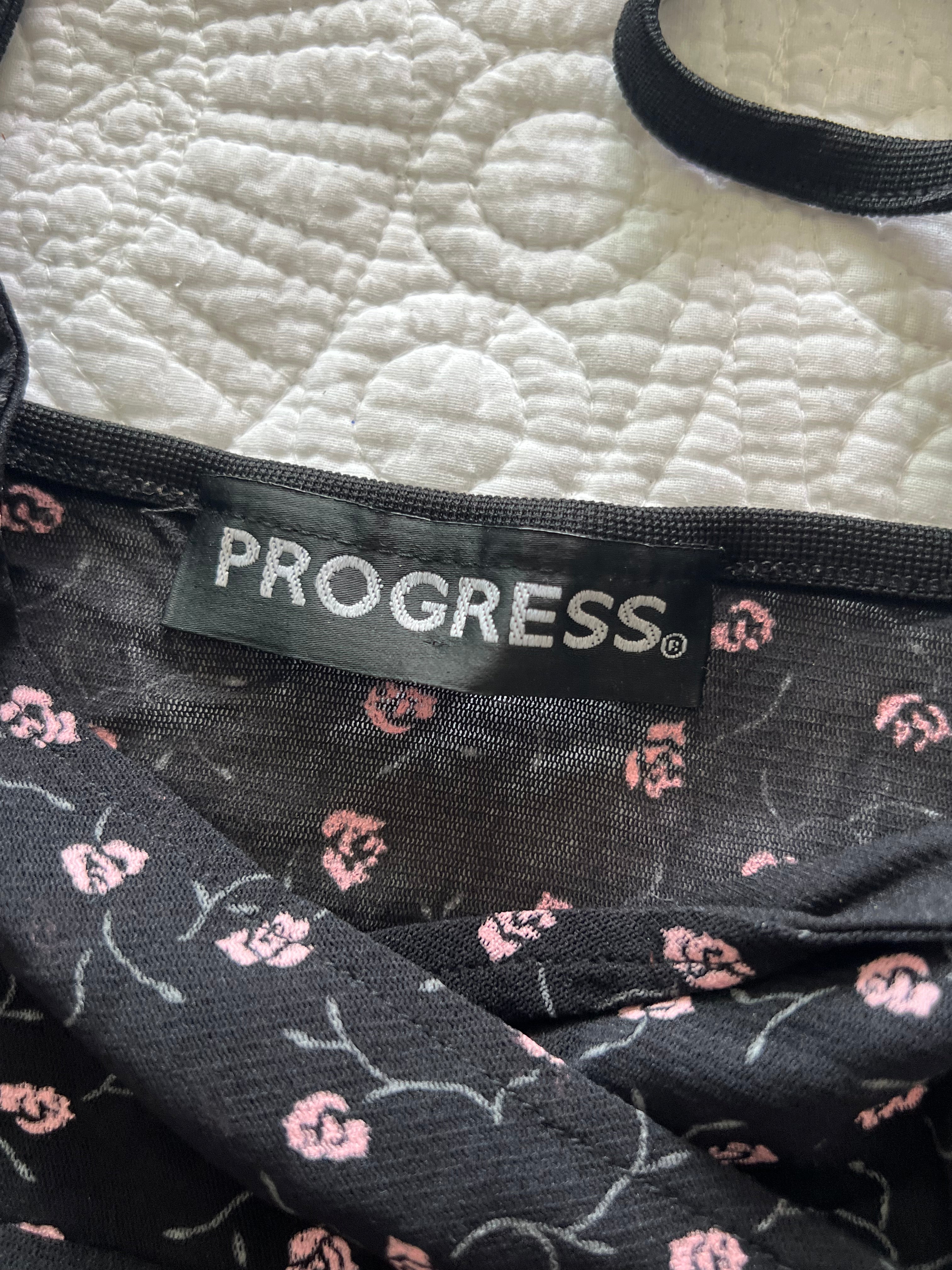 Black flower print top
