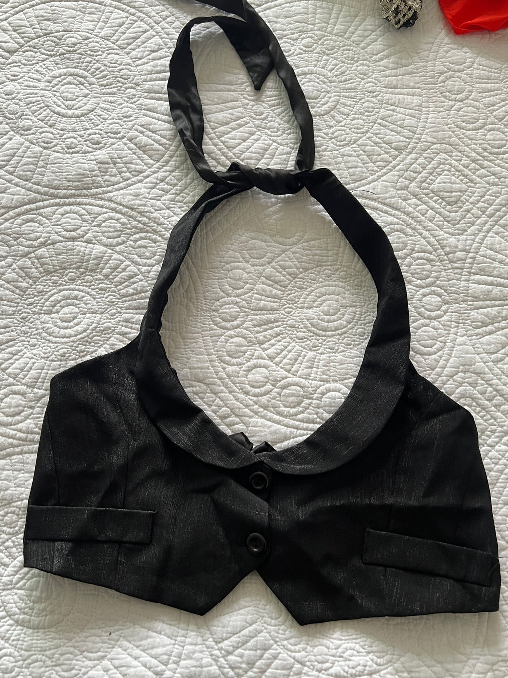 Black cropped, waist coat