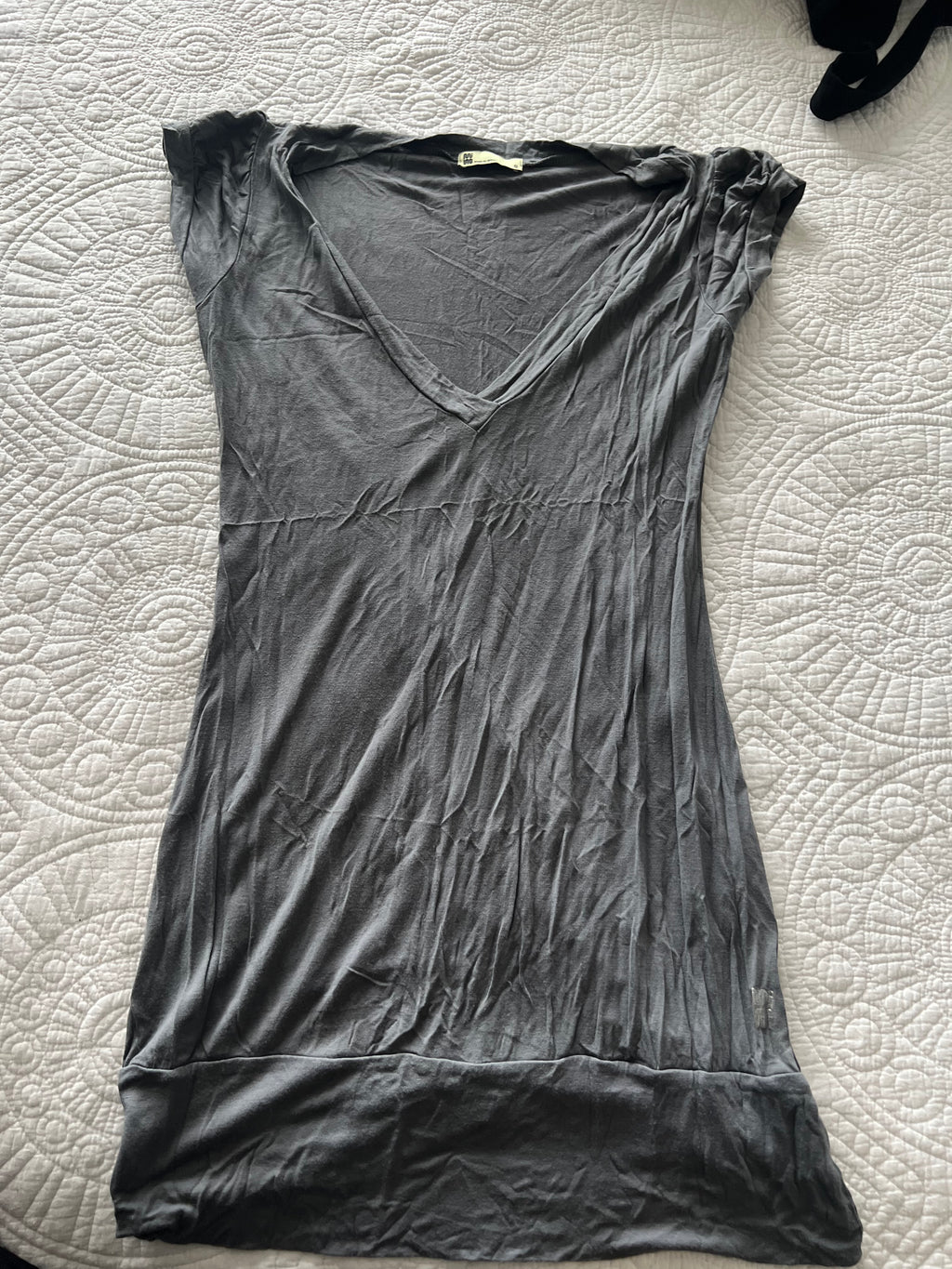 Grey long top