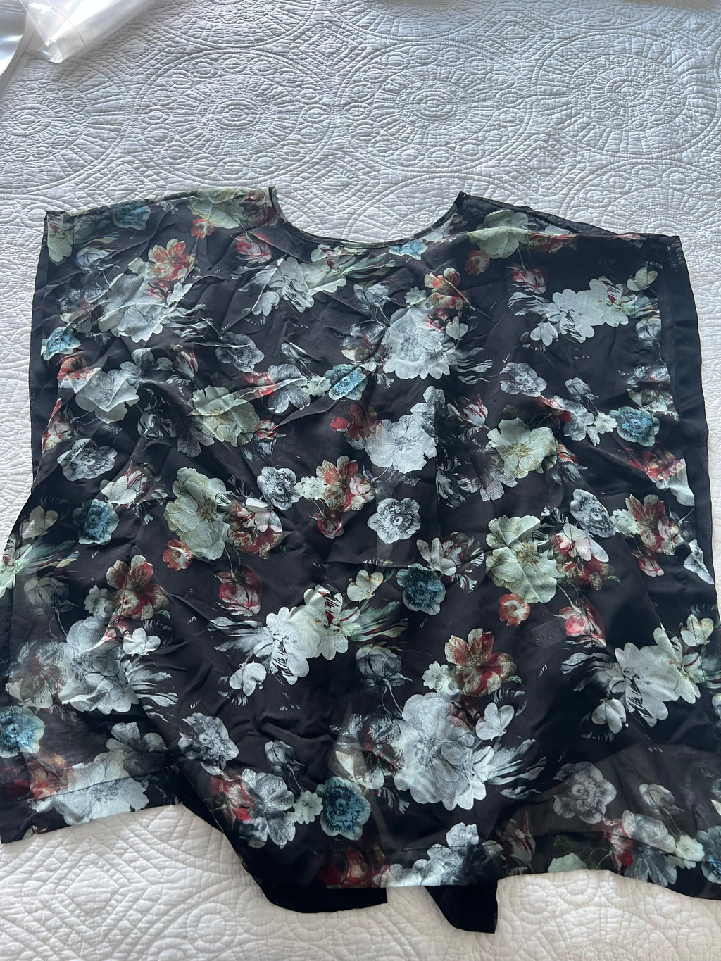 Flower pattern bikini cover