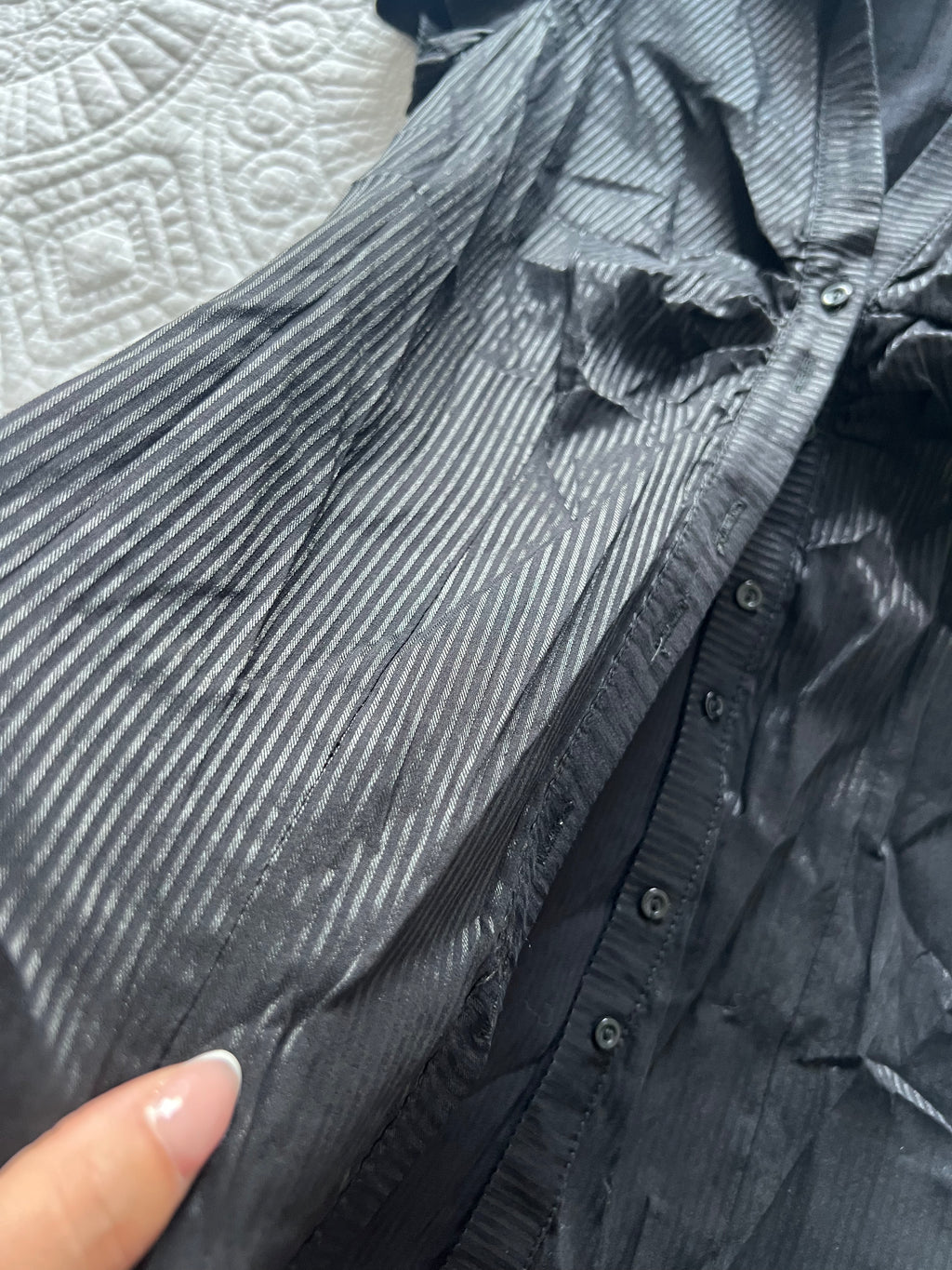 Black short sleeve shirt