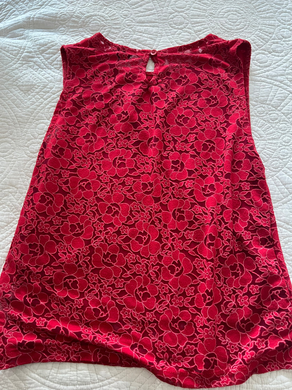 Red flower top