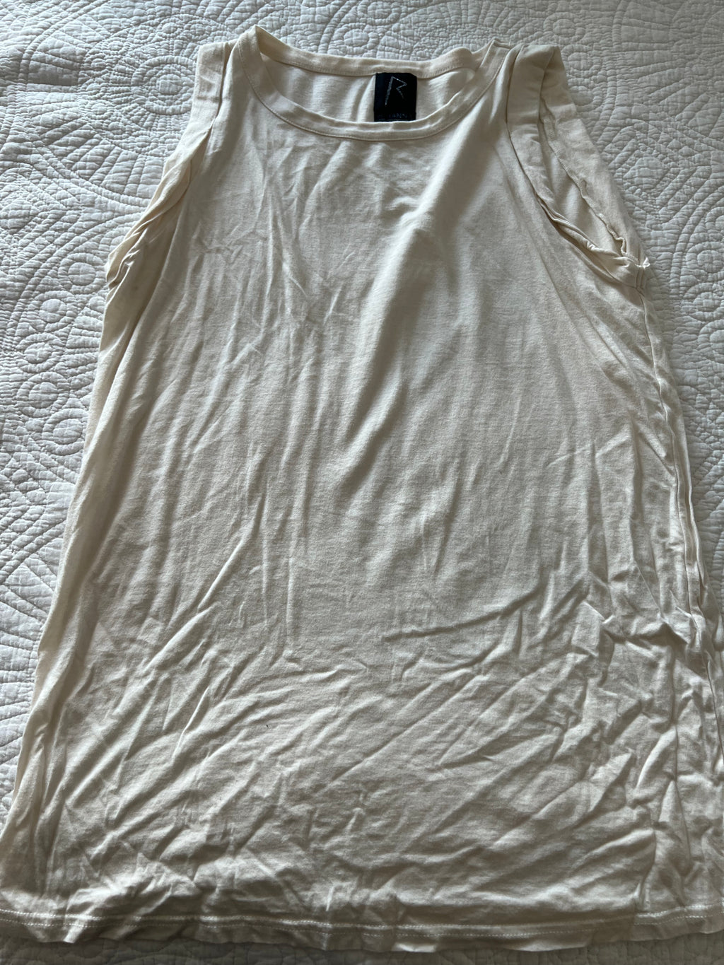 White vest top