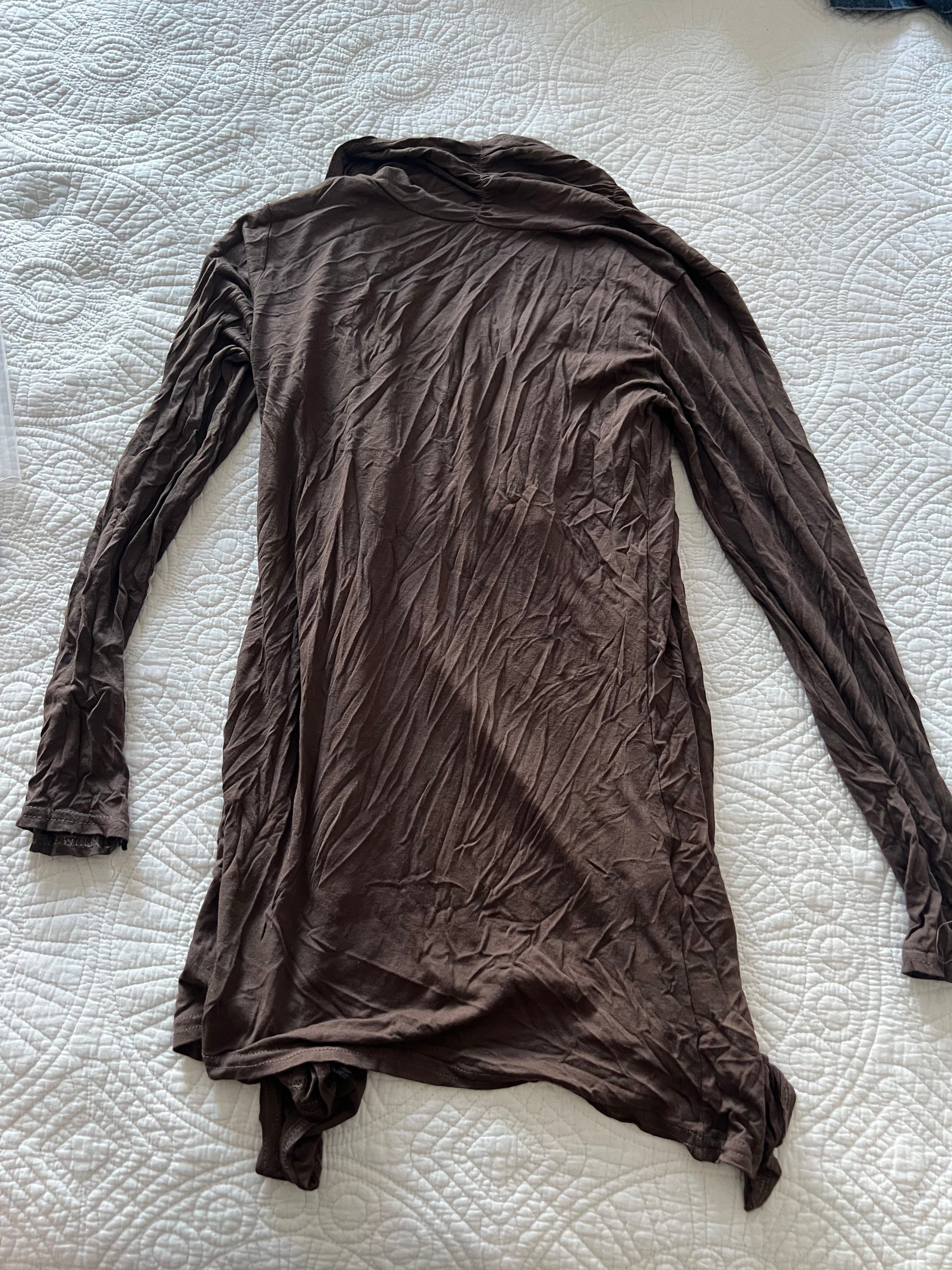 Long sleeve brown top