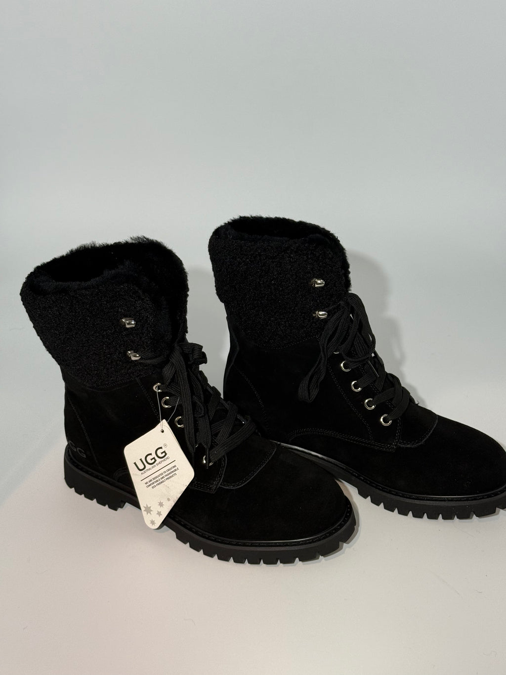 BRAND NEW UGG - AUSTRALIAN SHEPHERD BLACK BOOTS
