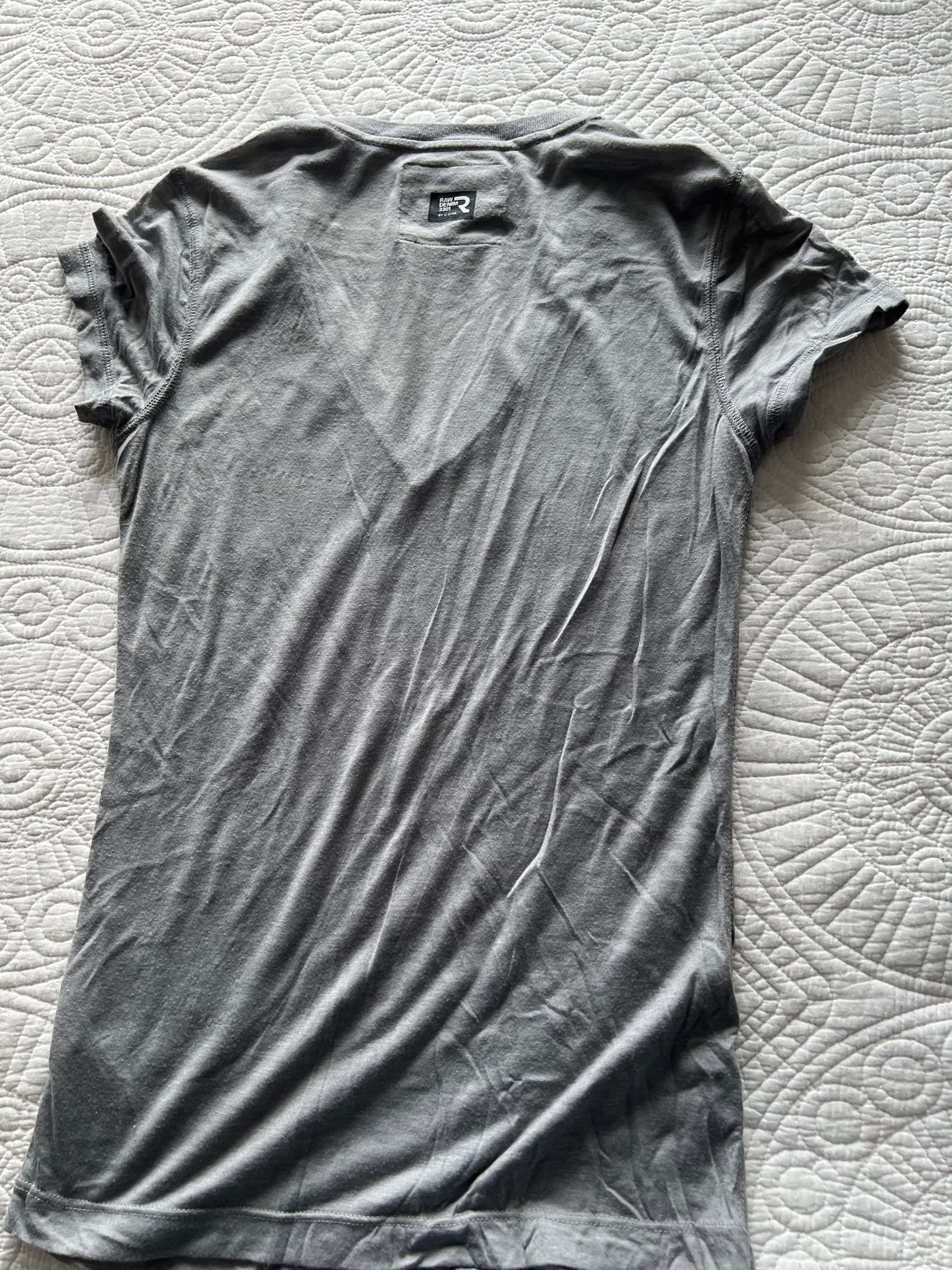 G star grey top