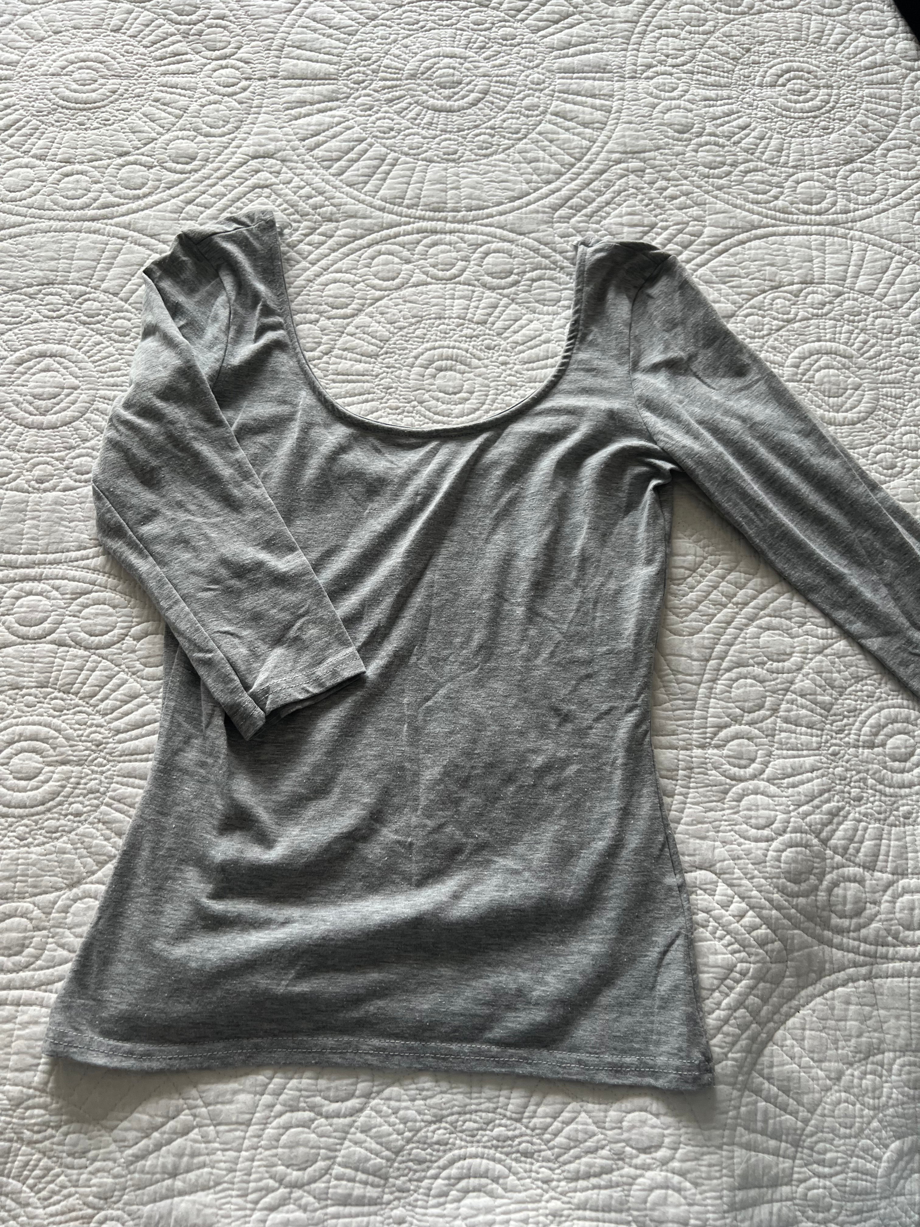 Grey quater sleeve top