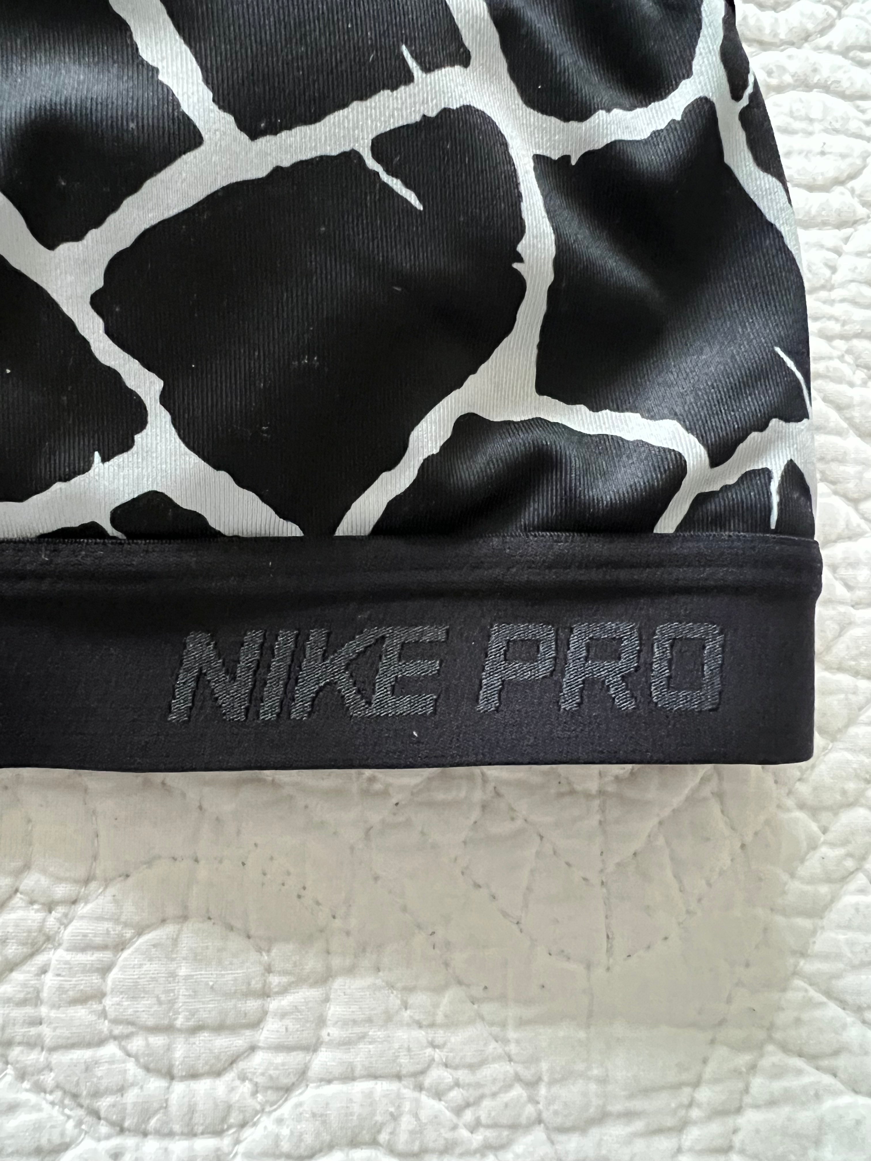 Black Nike sports bra