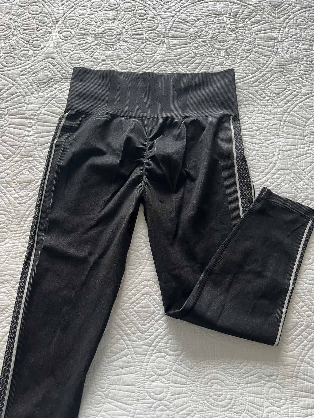 Black leggings