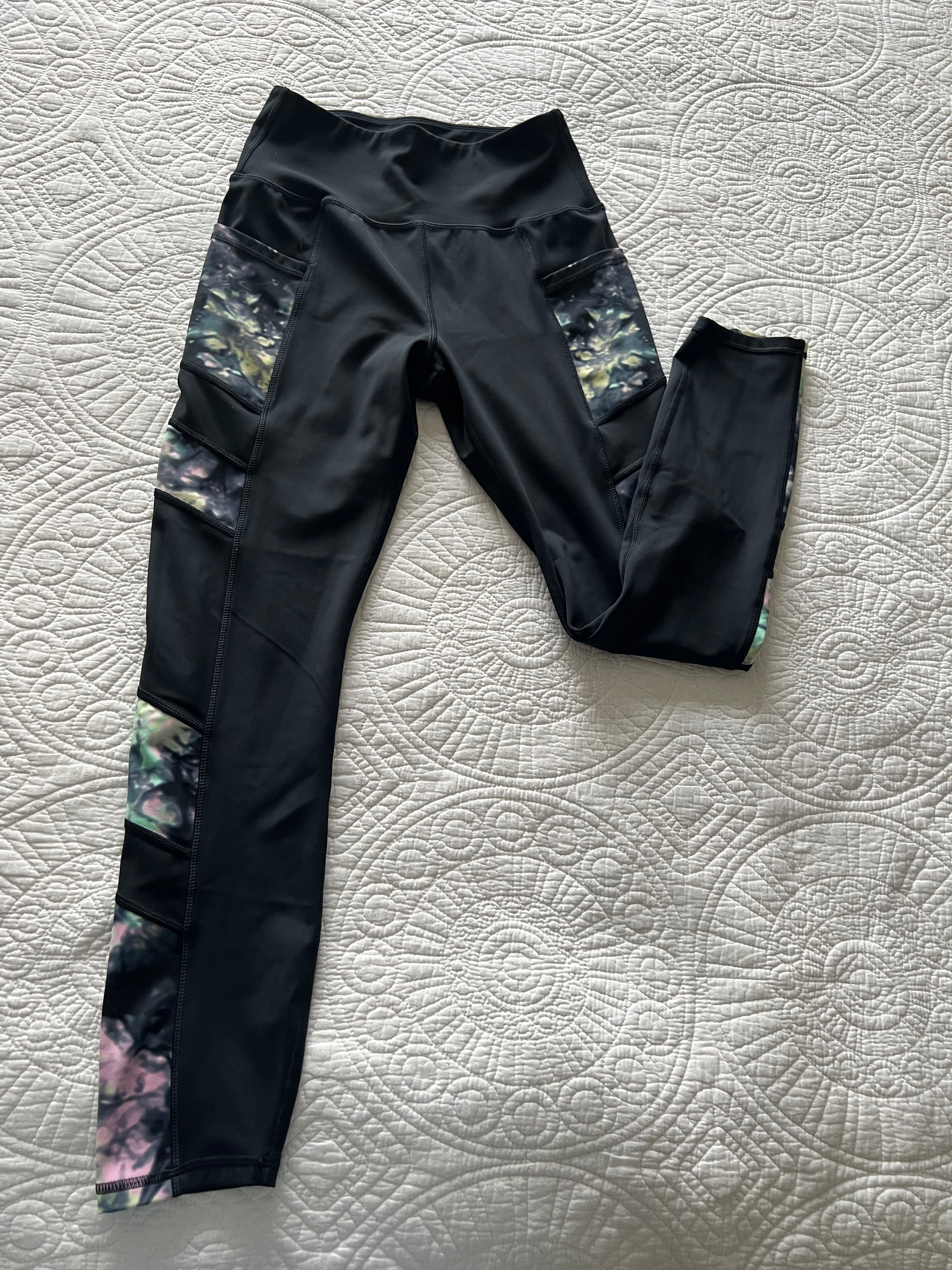 Black leggings