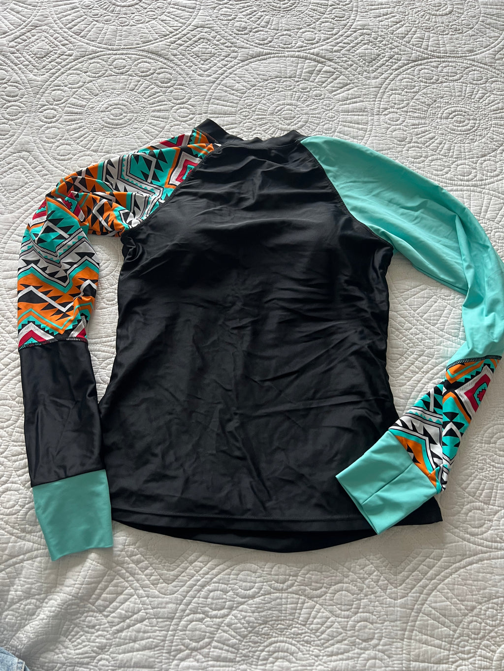 Multi-coloured sports top
